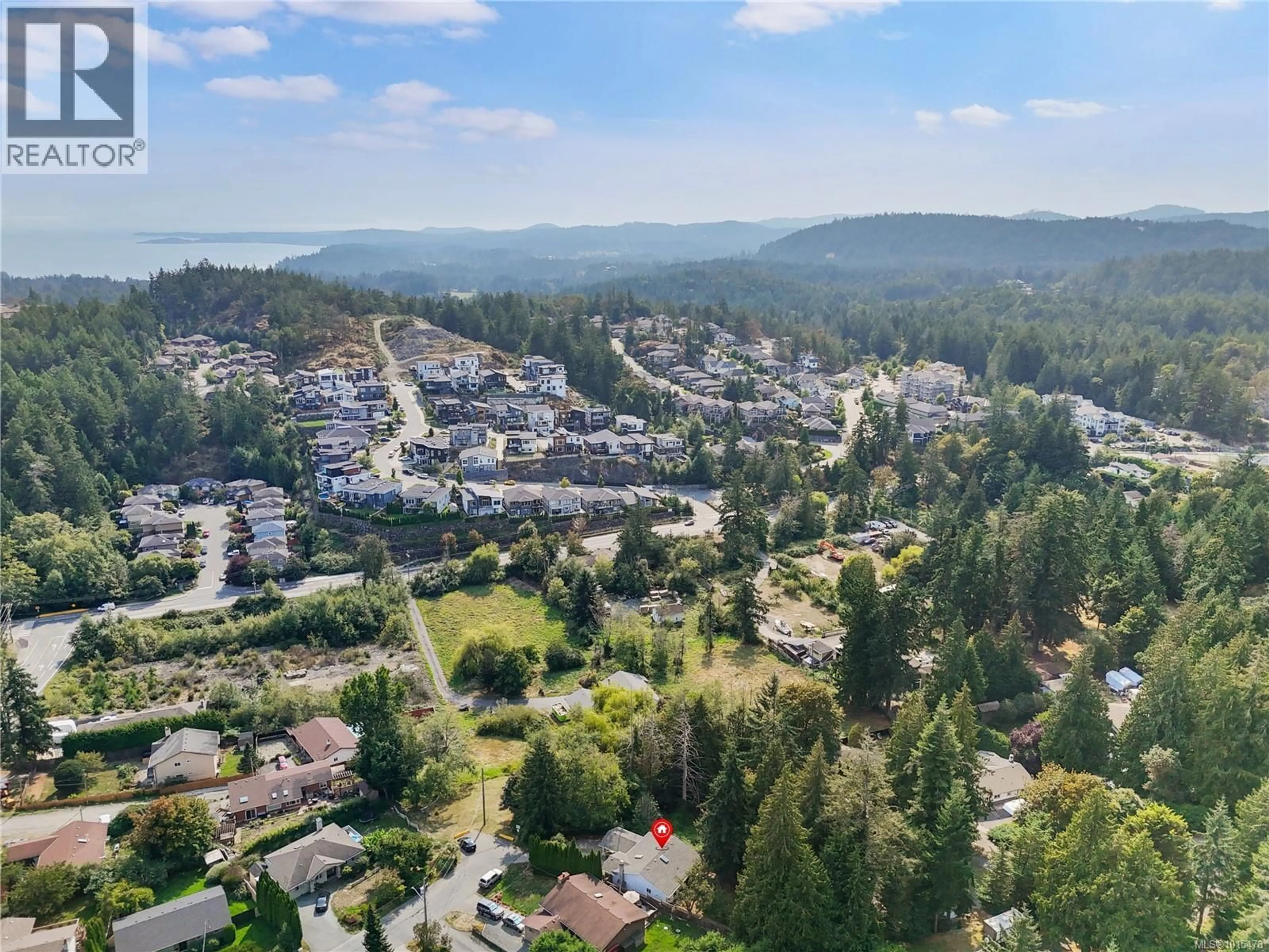 A pic from outside/outdoor area/front of a property/back of a property/a pic from drone, mountain view for 528 ELIZABETH ANN DRIVE, Colwood British Columbia V9C3N1