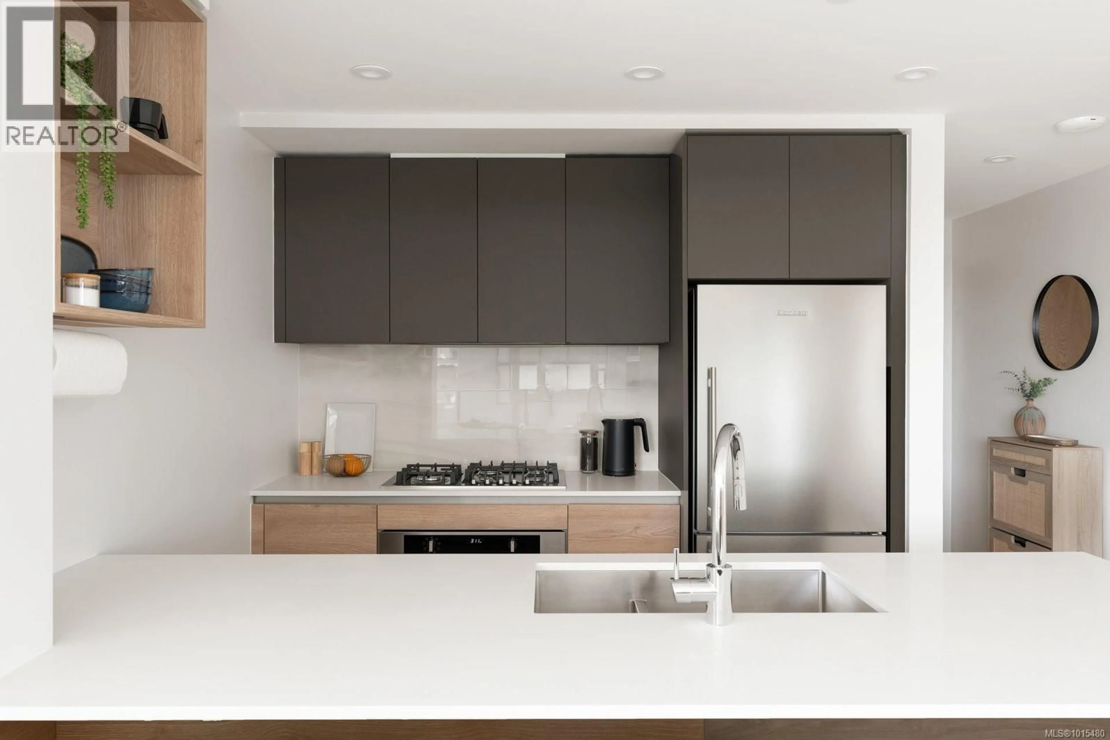 Contemporary kitchen, unknown for 402 - 363 TYEE ROAD, Victoria British Columbia V9A0B5