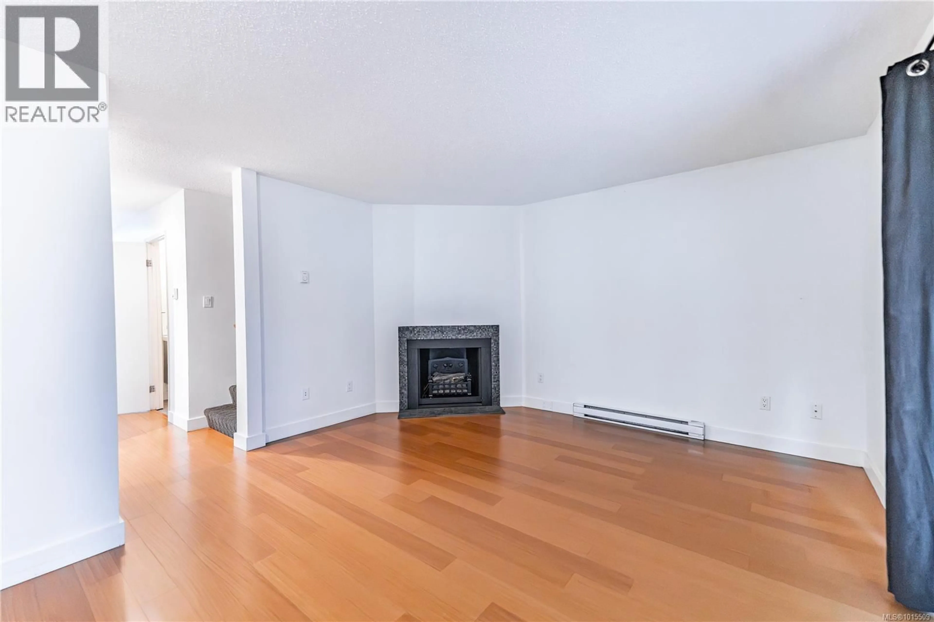 A pic of a room for 12 - 444 BRUCE AVENUE, Nanaimo British Columbia V9R5W5