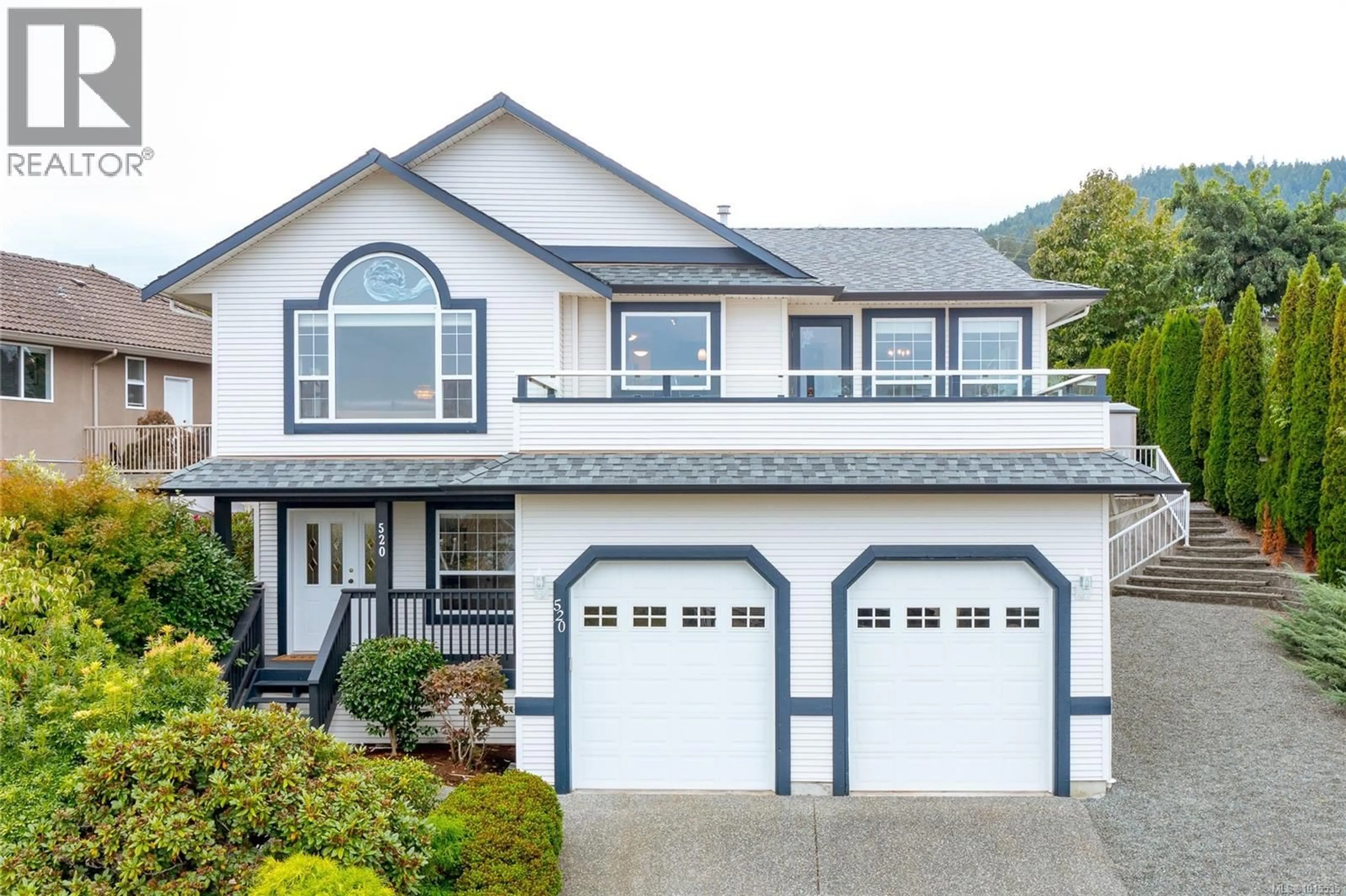 Home with vinyl exterior material, street for 520 LOUISE ROAD, Ladysmith British Columbia V9G1W4