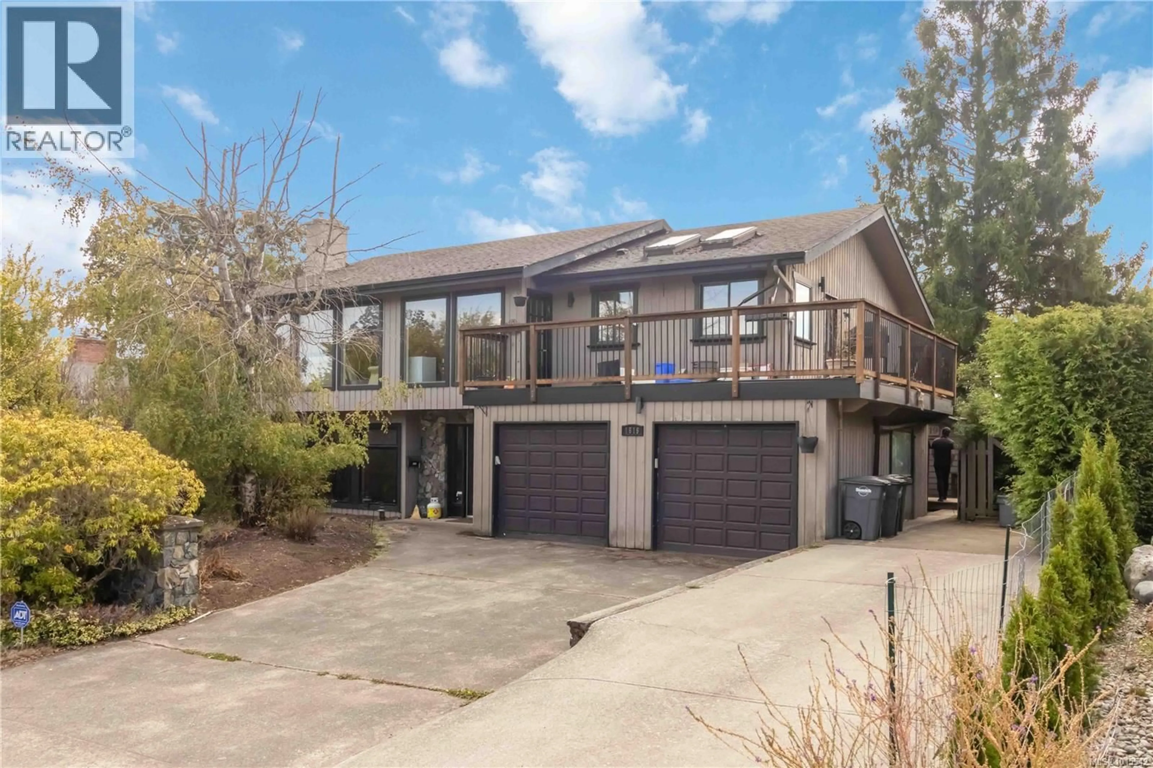 Home with brick exterior material, unknown for 1619 BARKSDALE DRIVE, Saanich British Columbia V8N5A8