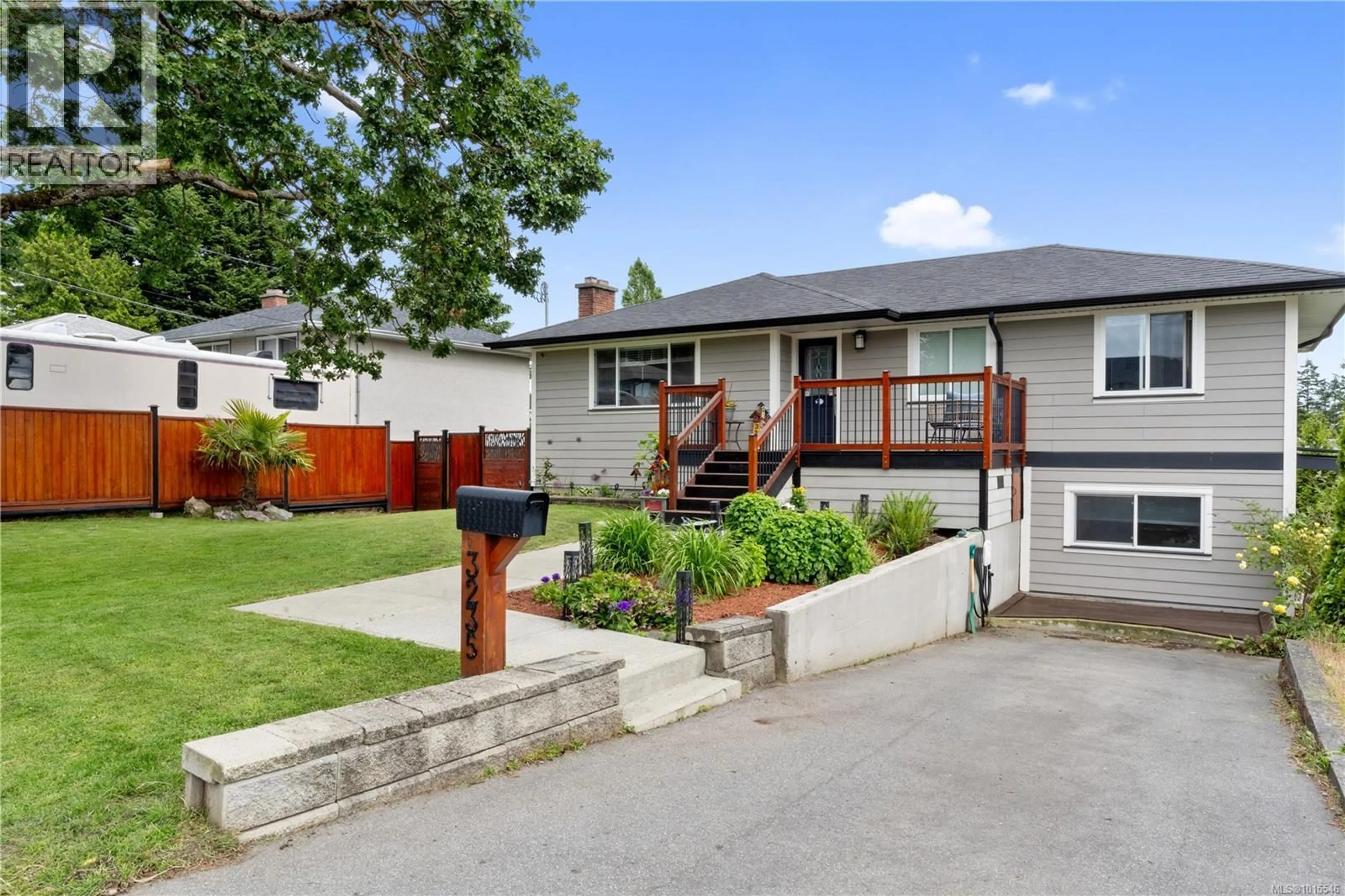 Unknown for 3235 ADMIRALS ROAD, Saanich British Columbia V8Z4N4
