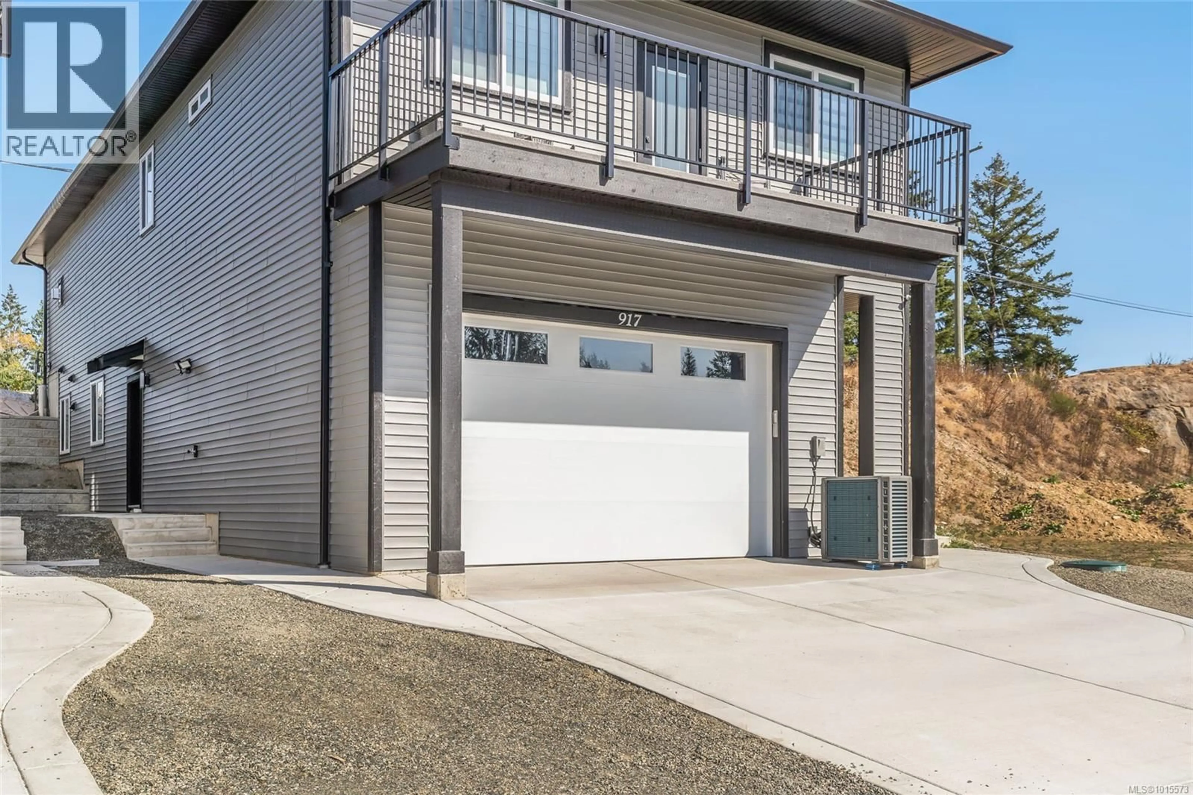 Indoor garage for 917 OLD VICTORIA ROAD, Nanaimo British Columbia V9R0L3