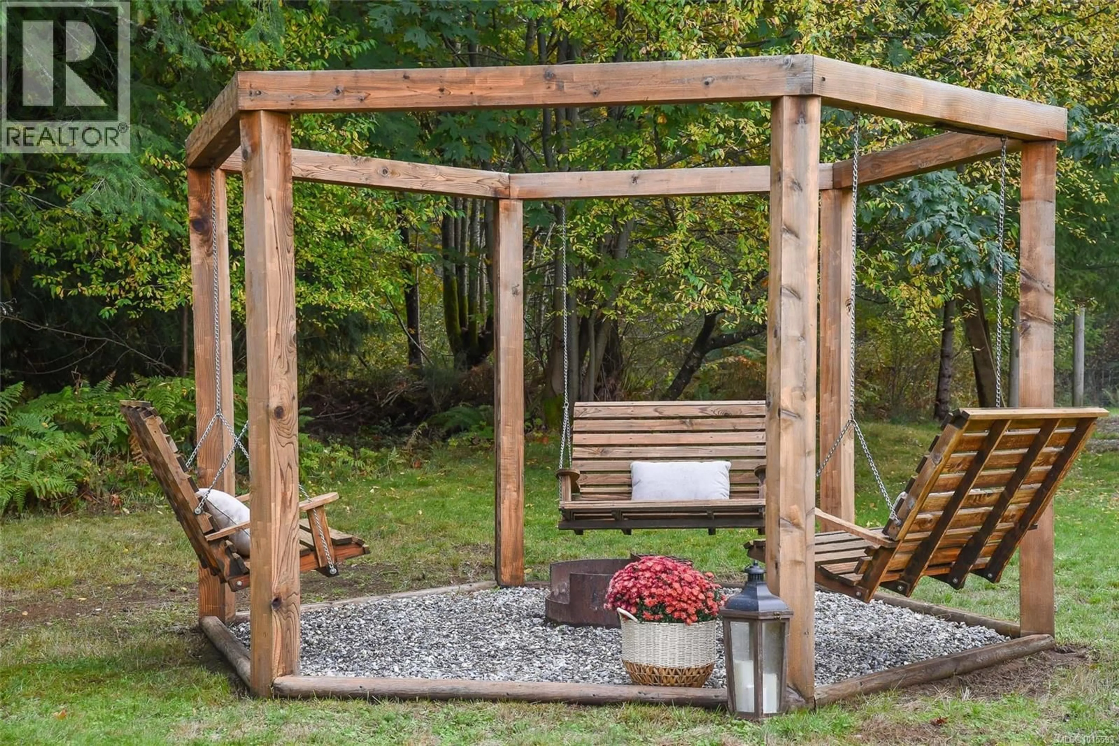 Patio, forest/trees view for 8868 ERICKSON PLACE, Black Creek British Columbia V9J1H9