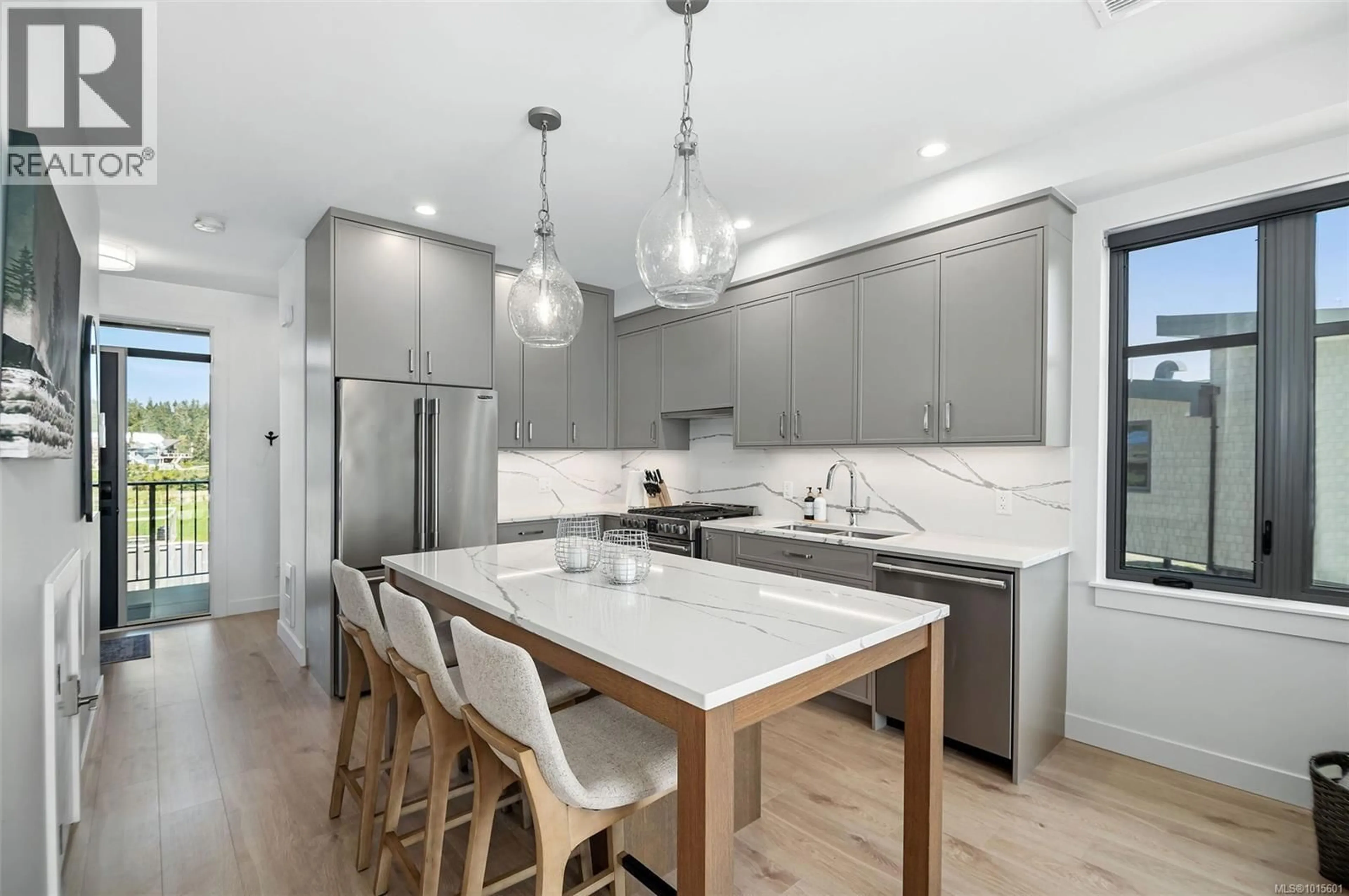 Contemporary kitchen, unknown for 12 - 9022 CLARKSON AVENUE, Black Creek British Columbia V9J1B2
