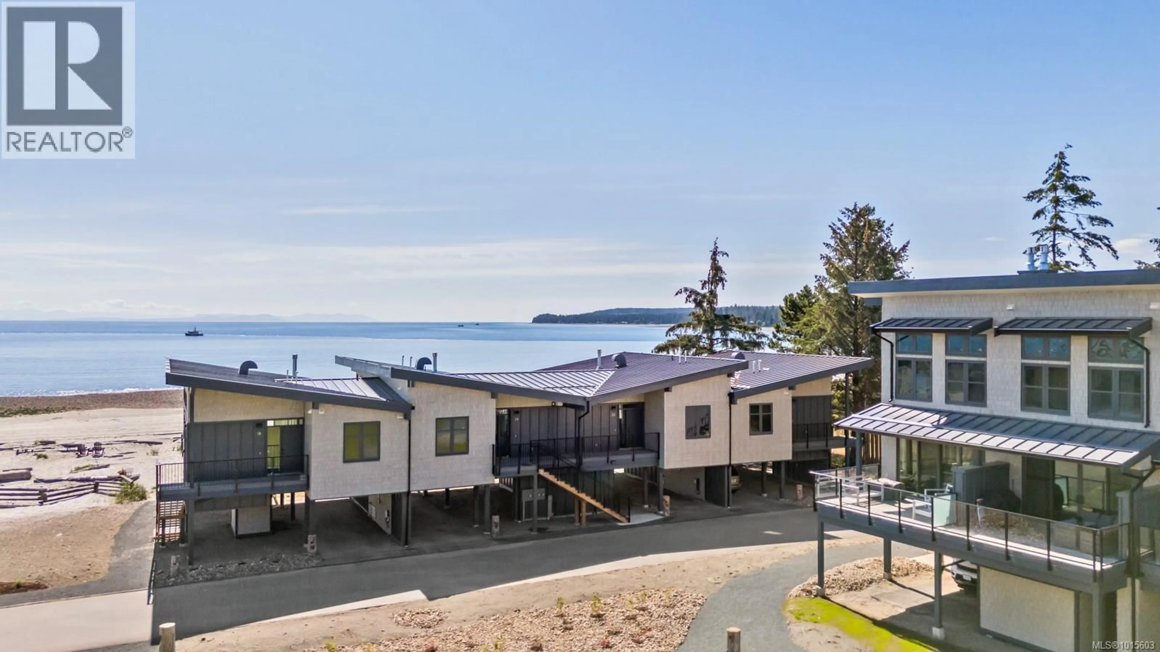 Patio, water/lake/river/ocean view for 22 - 9022 CLARKSON AVENUE, Black Creek British Columbia V9J1B3