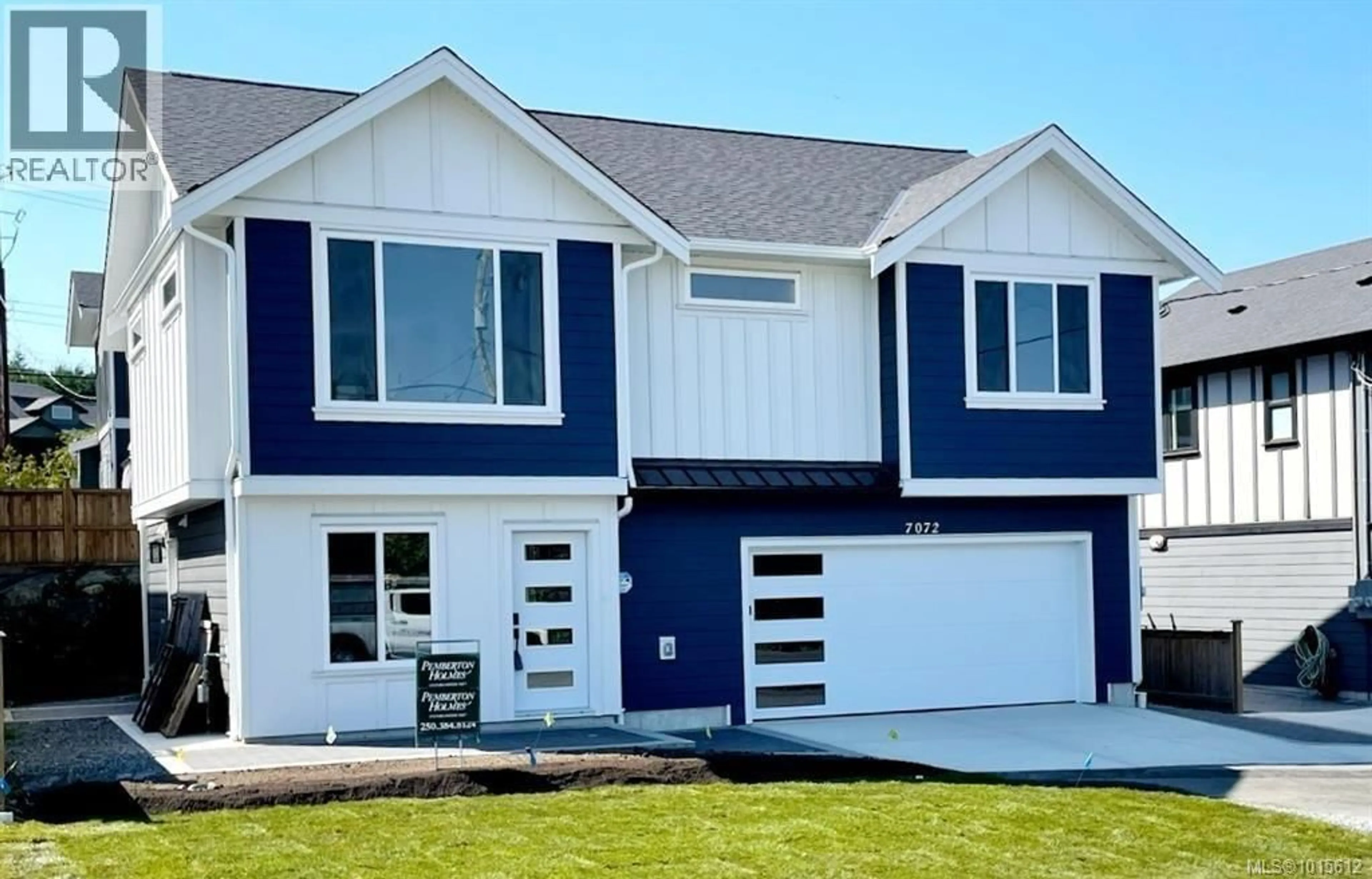 Home with vinyl exterior material, street for 7072 CENTRAL SAANICH ROAD, Central Saanich British Columbia V8M1Y3