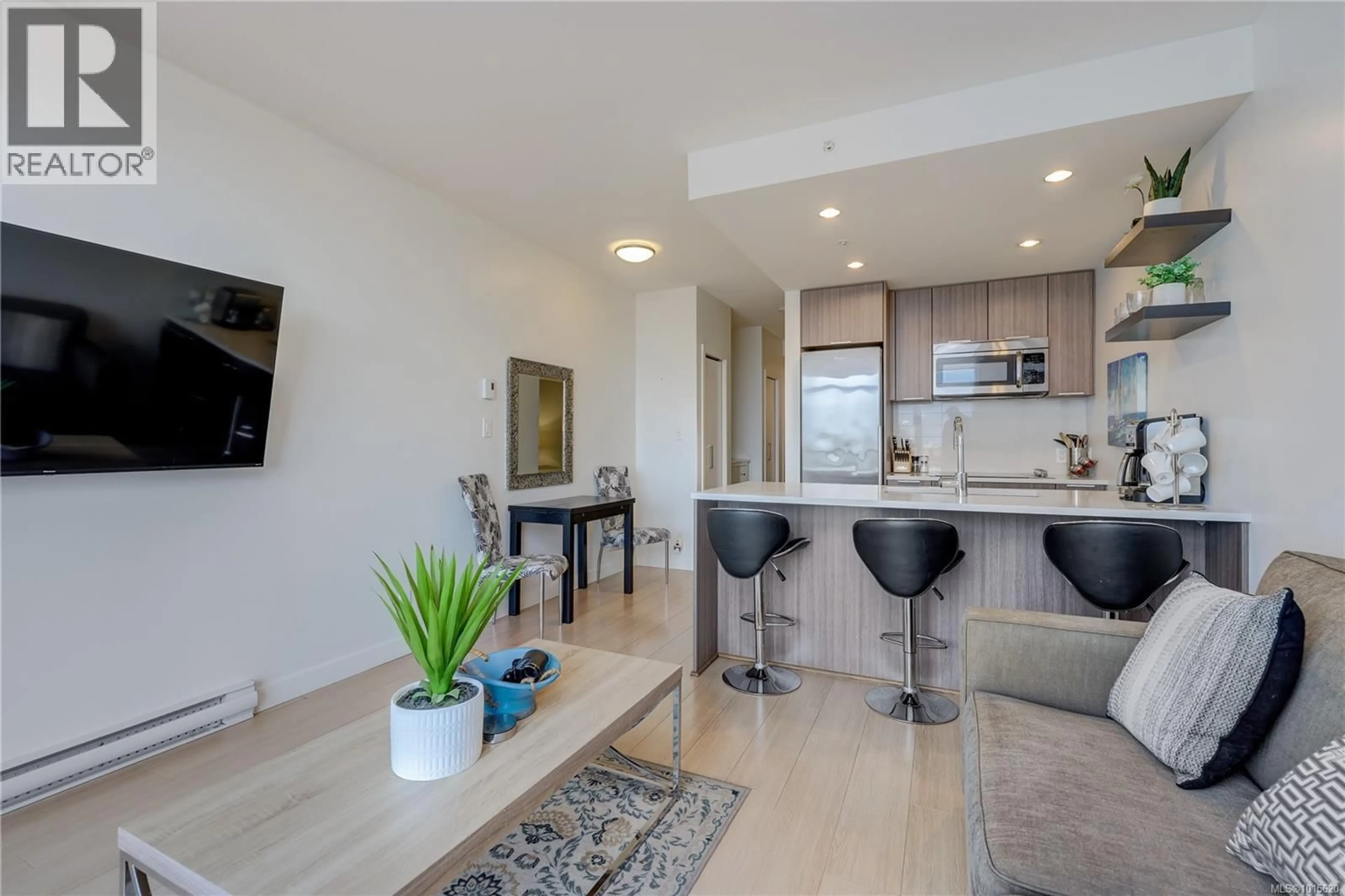Open concept kitchen, unknown for 910 - 728 YATES STREET, Victoria British Columbia V8W0C8