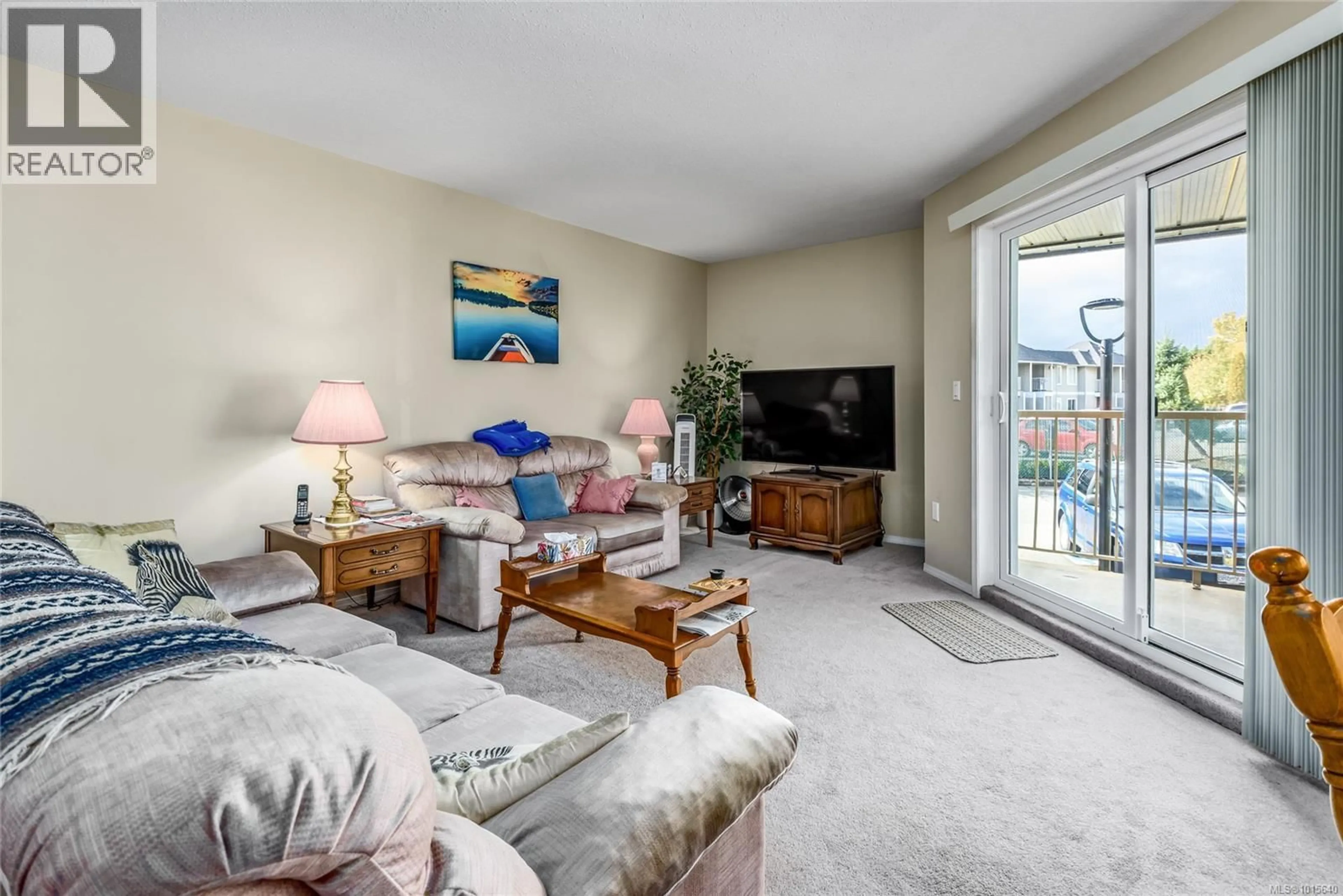 Living room with furniture, unknown for 206 - 146 BACK ROAD, Courtenay British Columbia V9N3W6