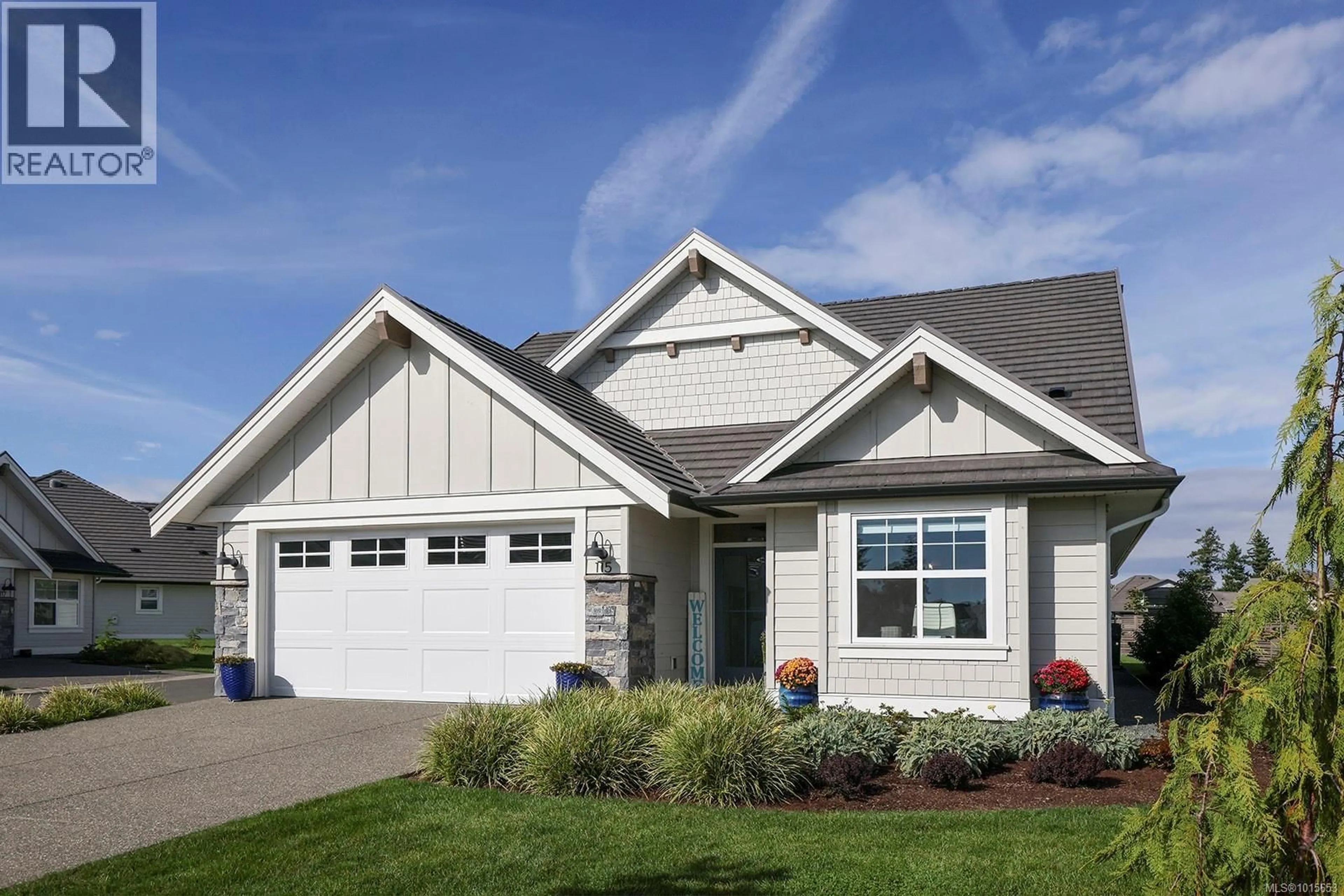 Home with vinyl exterior material, street for 115 - 1444 CROWN ISLE DRIVE, Courtenay British Columbia V9N0B8