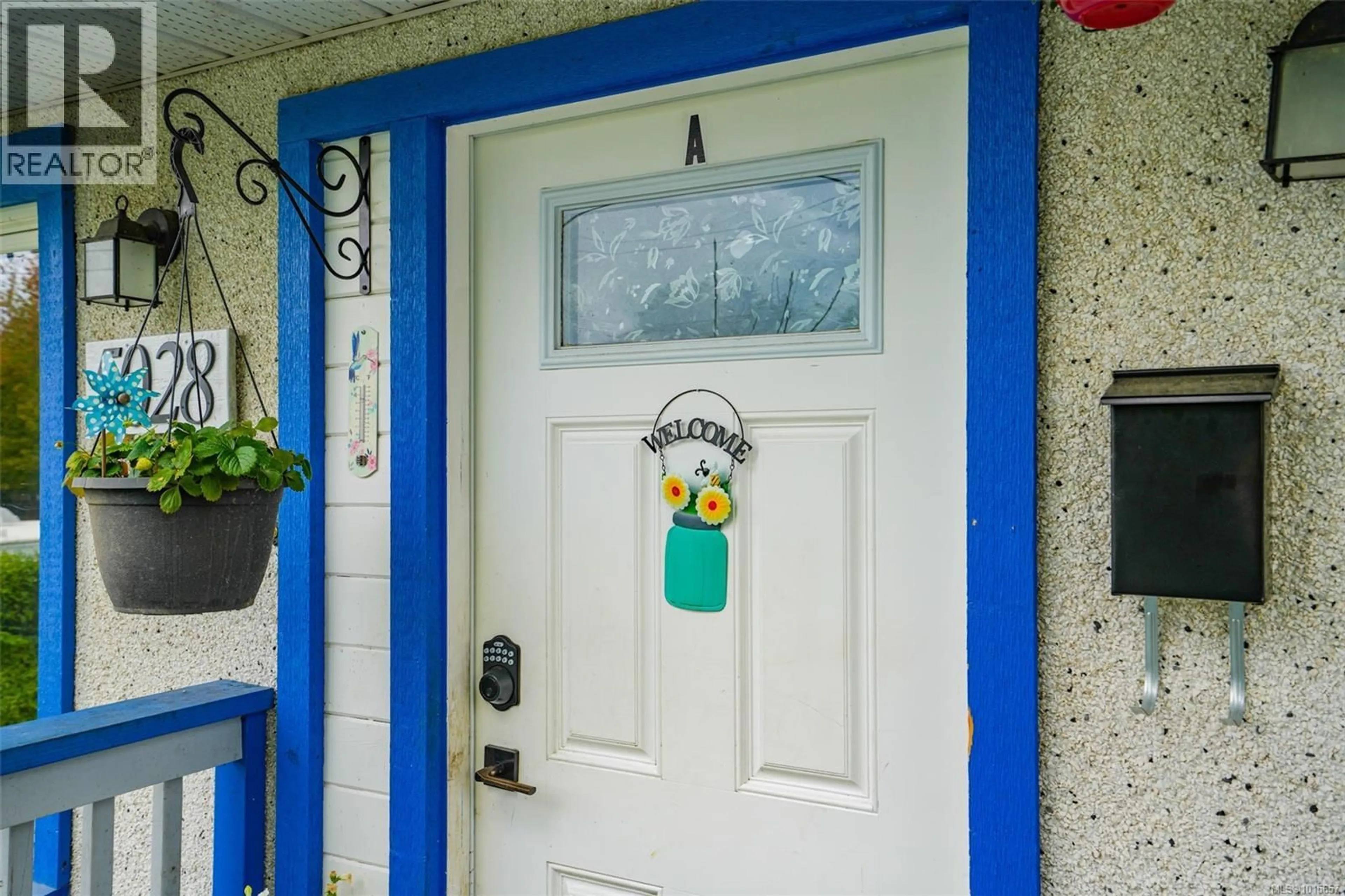 Indoor entryway for 5028 RICHARDSON ROAD, Port Alberni British Columbia V9Y5R8