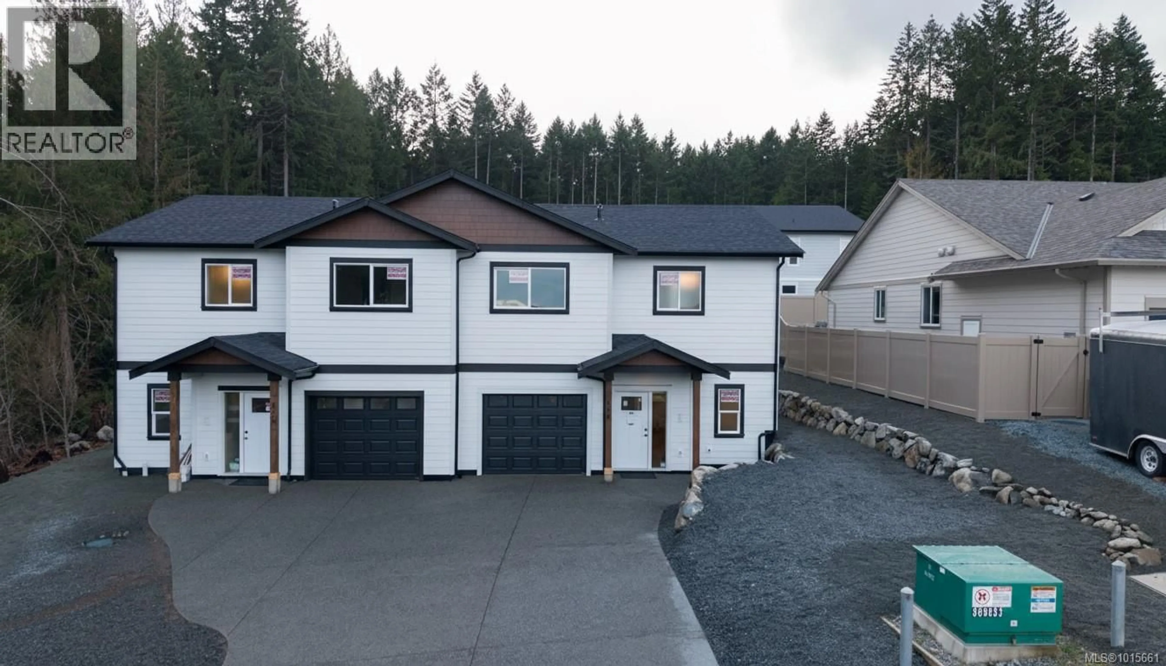 Home with vinyl exterior material, unknown for 672 SANDERSON ROAD, Ladysmith British Columbia V9G0A7