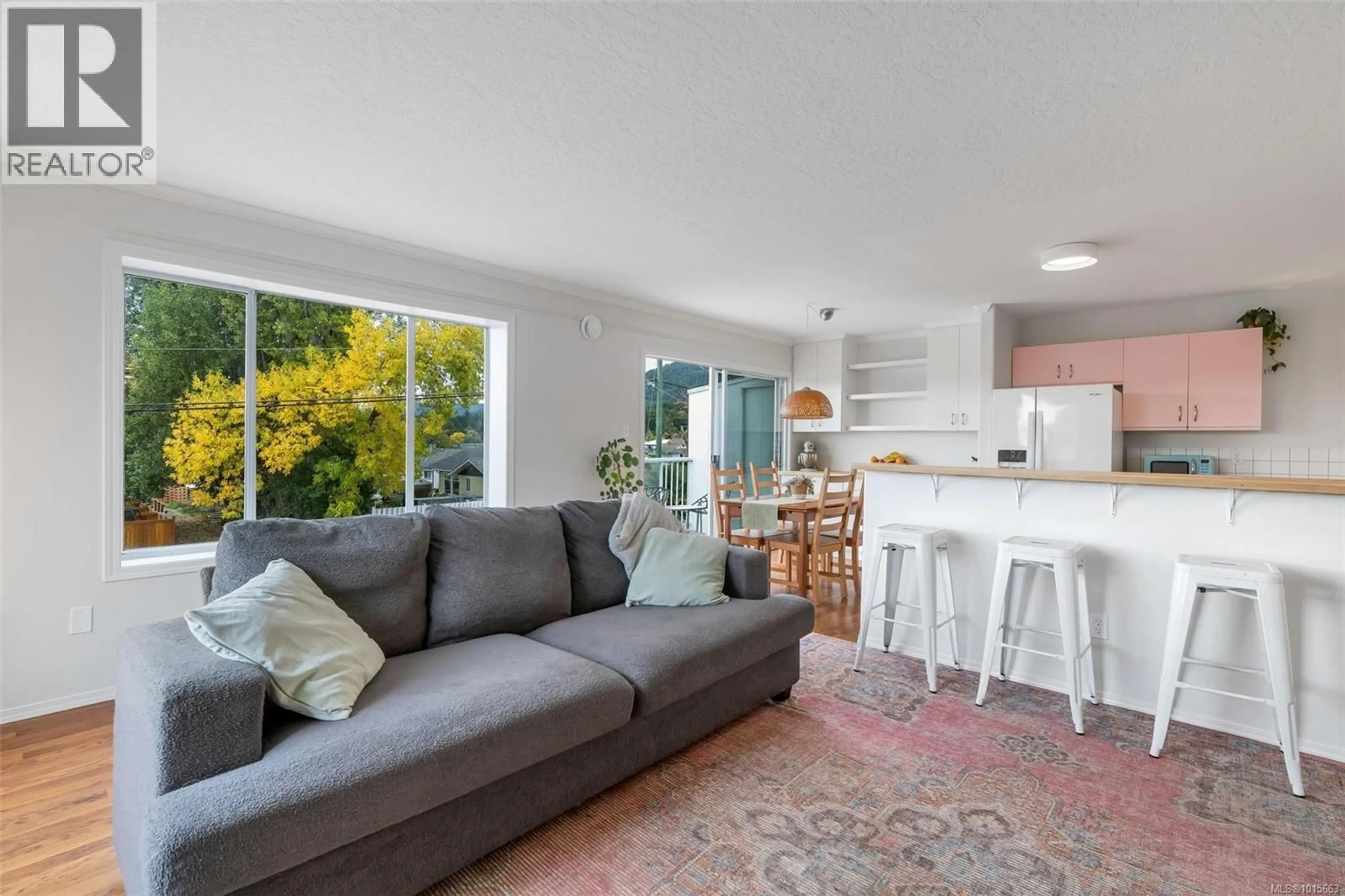 Living room with furniture, unknown for 8102 BERTHA STREET, Crofton British Columbia V0R1R0