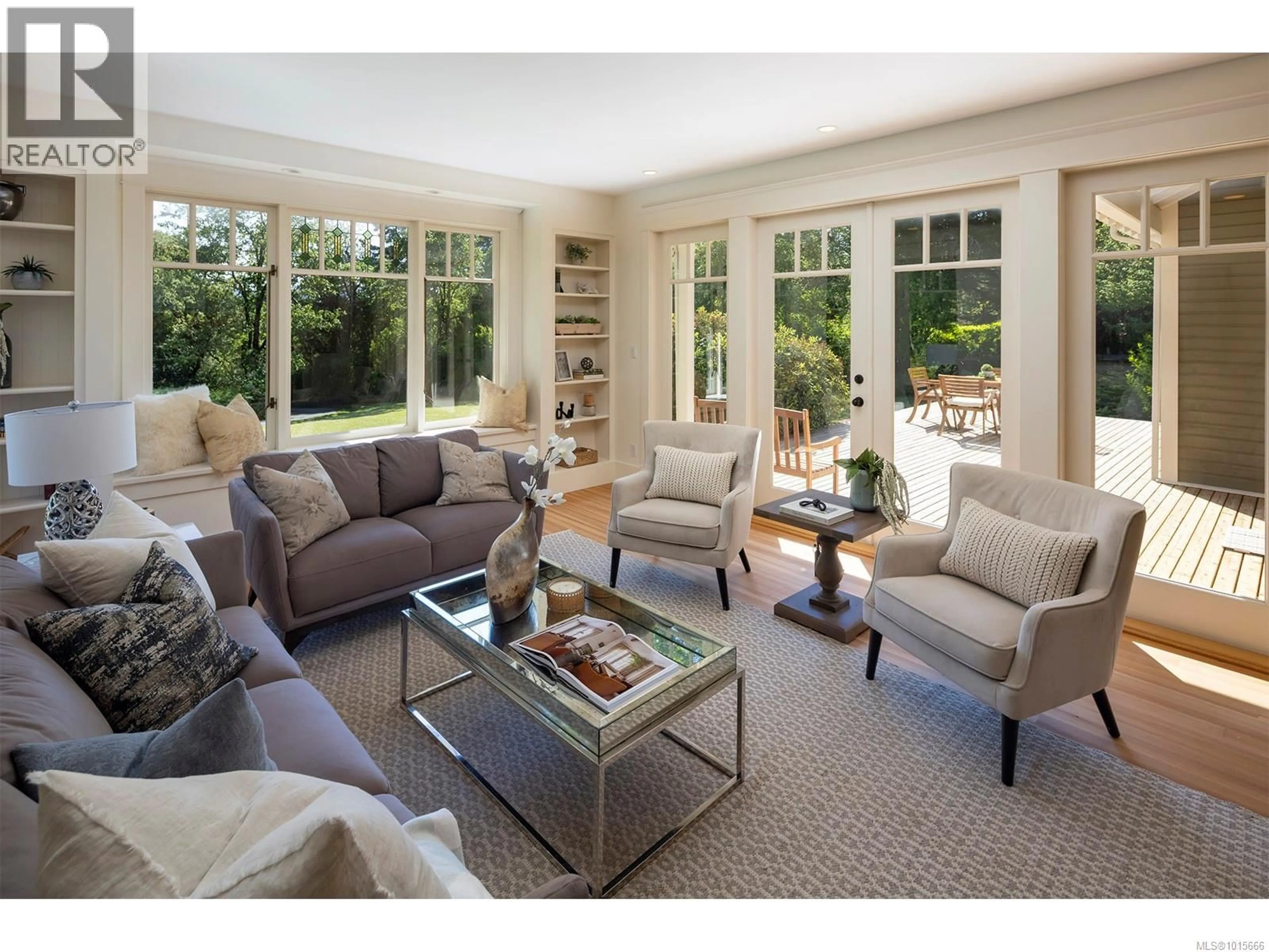 Living room with furniture, unknown for 906 MT. NEWTON CROSS ROAD, Central Saanich British Columbia V8M1S2