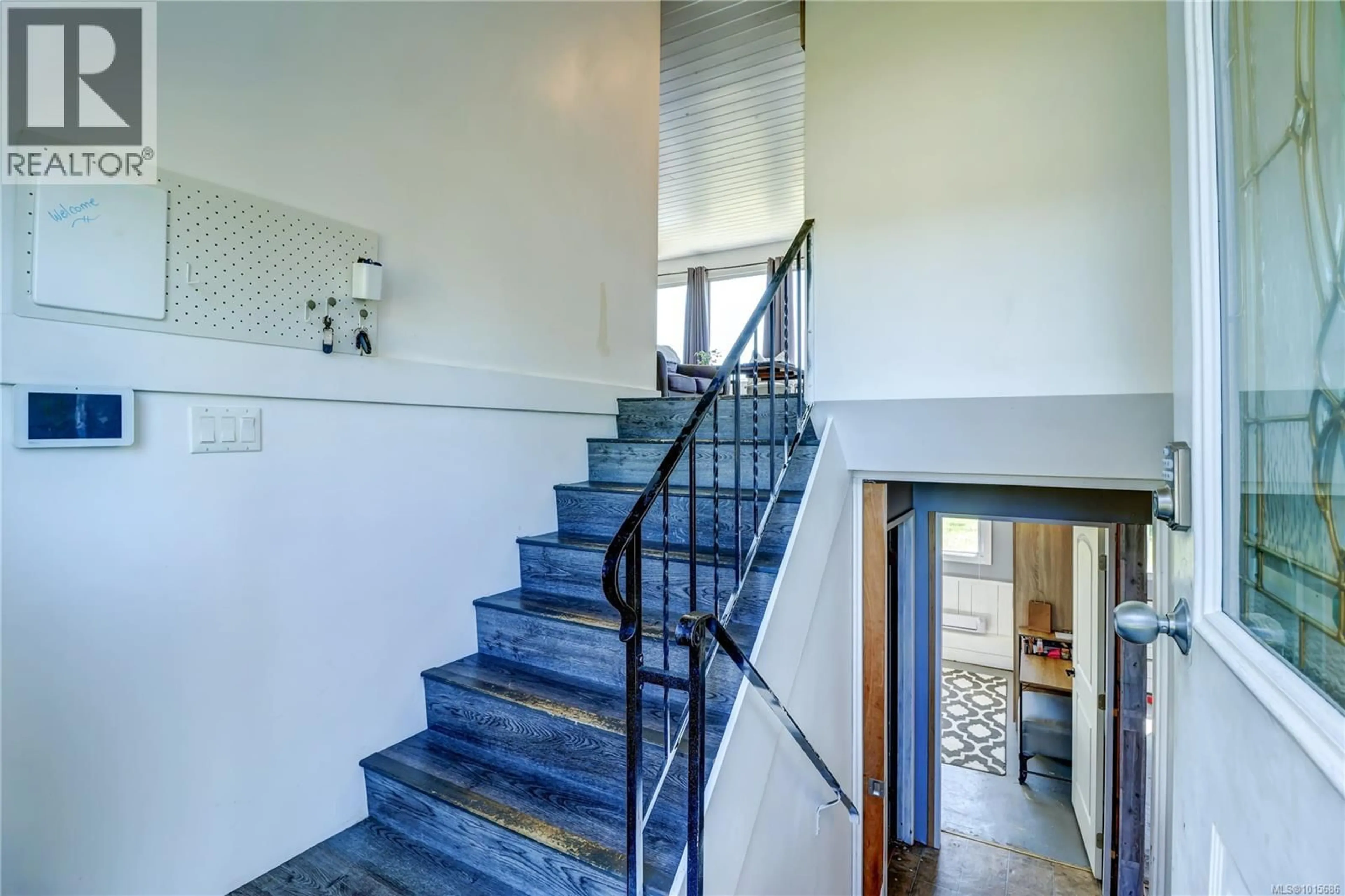Stairs for 2530 MOUNTVIEW CRESCENT, Port McNeill British Columbia V0N2R0