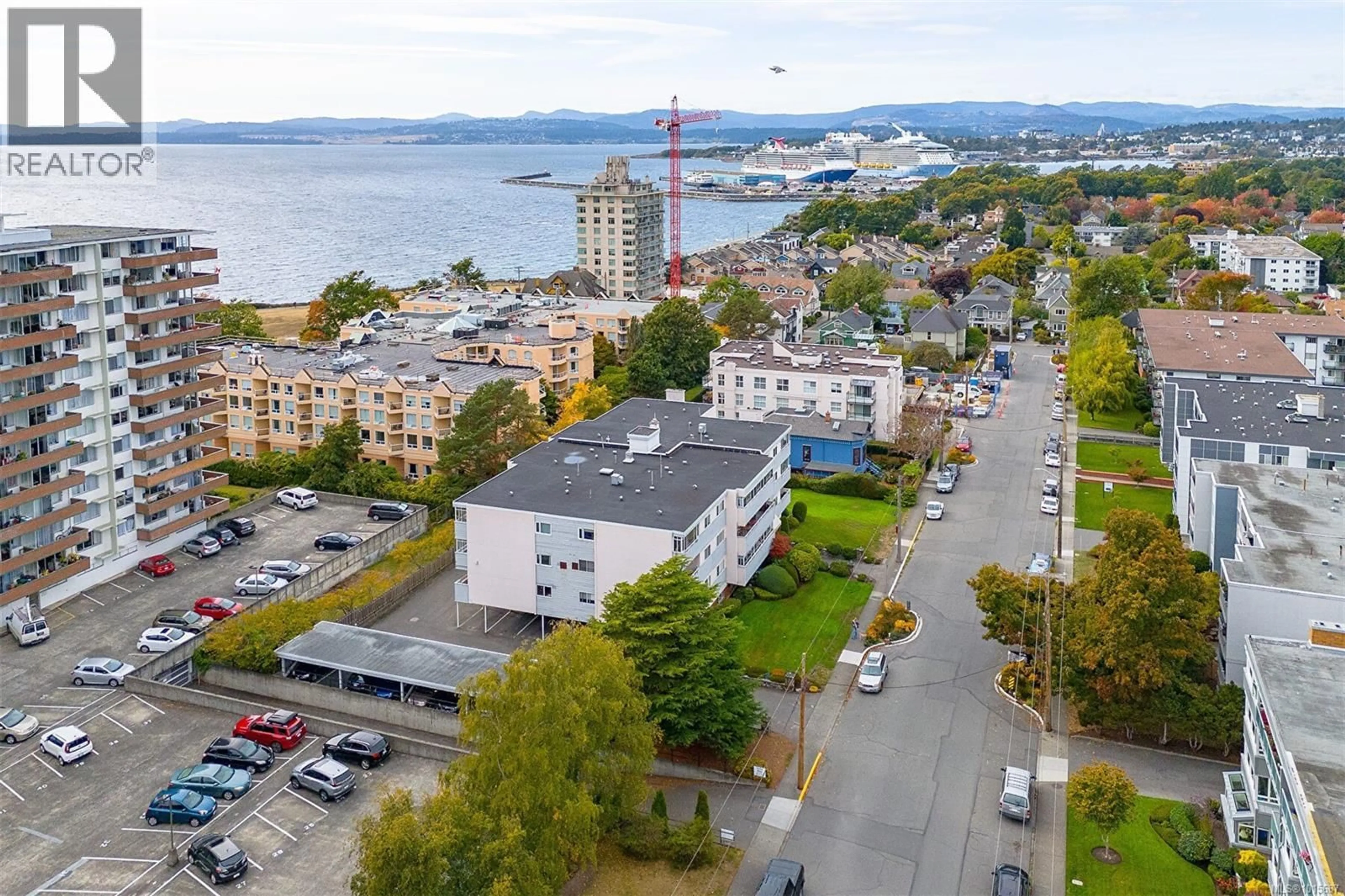 A pic from outside/outdoor area/front of a property/back of a property/a pic from drone, water/lake/river/ocean view for 403 - 545 RITHET STREET, Victoria British Columbia V8V1E4