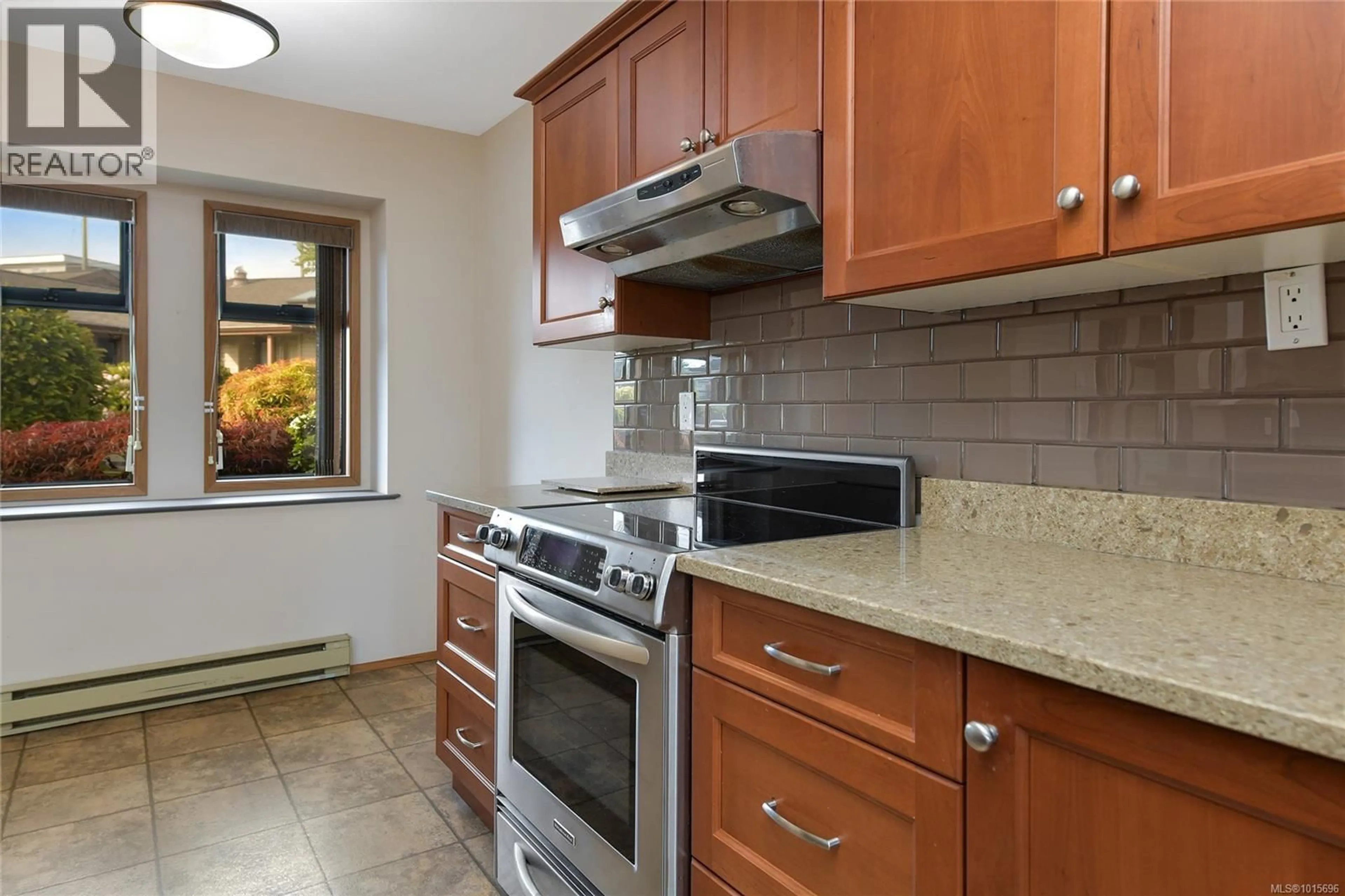 Standard kitchen, ceramic/tile floor for 2 - 1144 VERDIER AVENUE, Central Saanich British Columbia V8M1K2