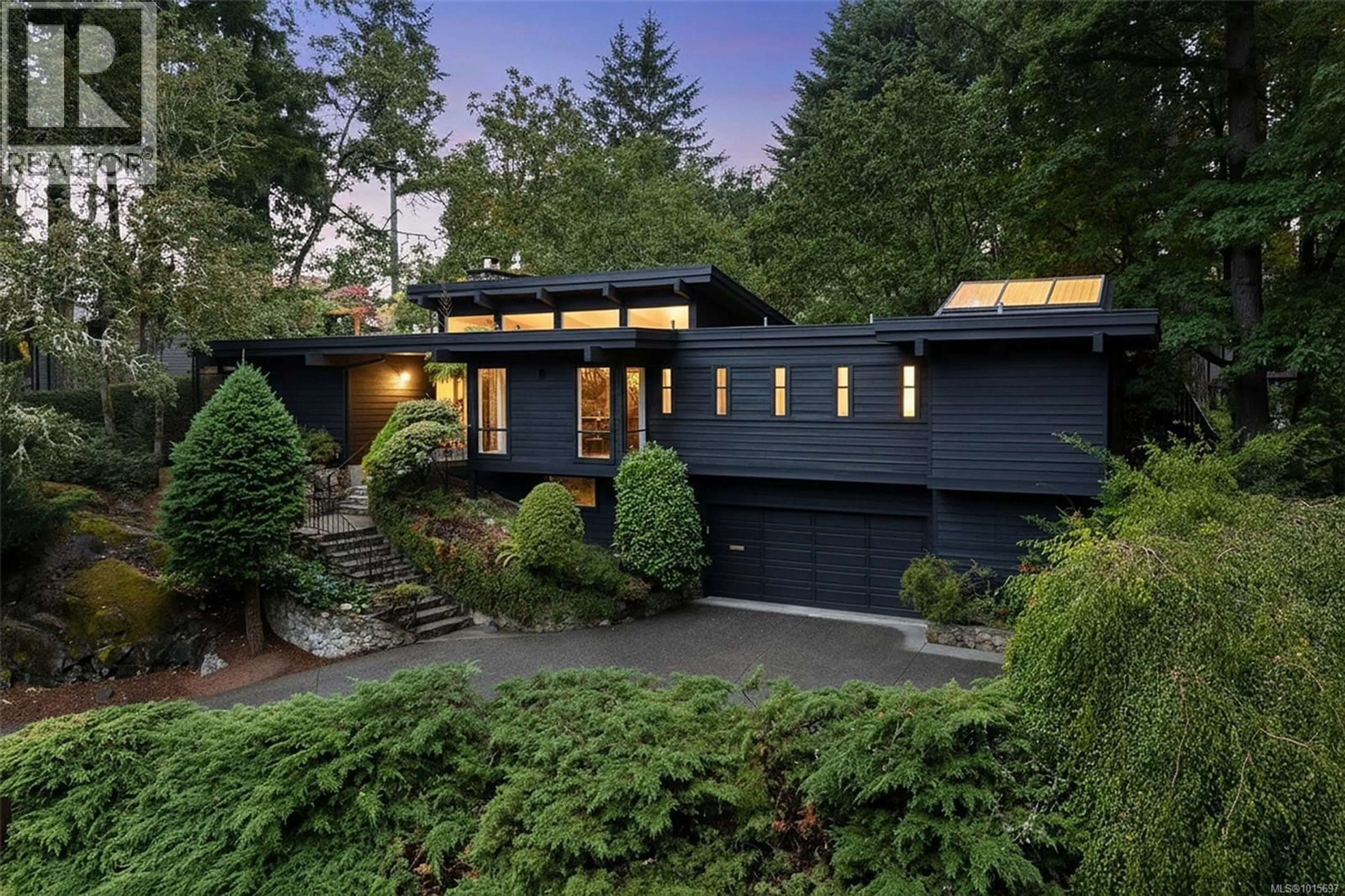 Home with brick exterior material, street for 4464 SUNNYWOOD PLACE, Saanich British Columbia V8X4N4