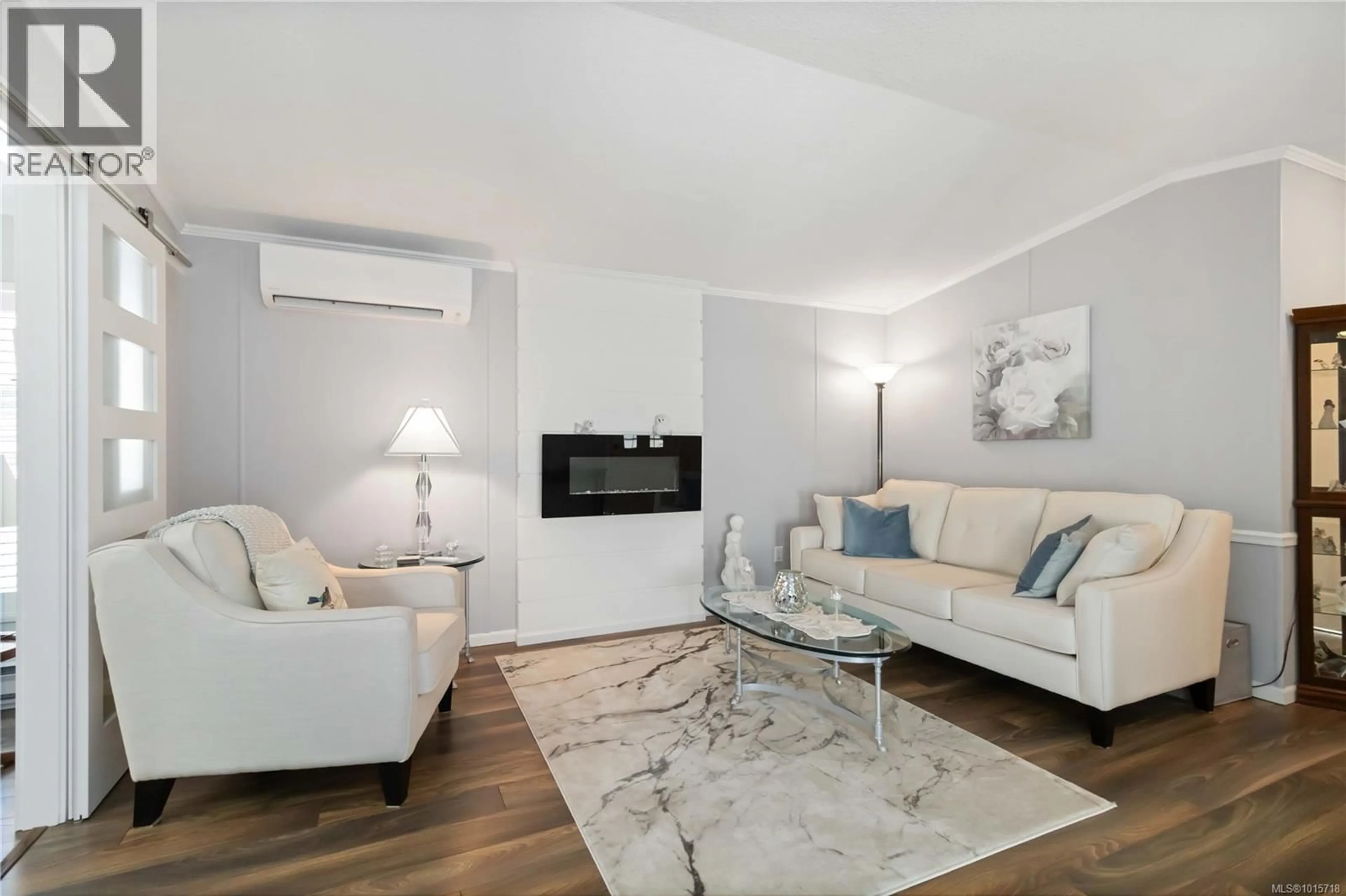 Living room with furniture, unknown for 5 - 7509 CENTRAL SAANICH ROAD, Central Saanich British Columbia V8M2B5
