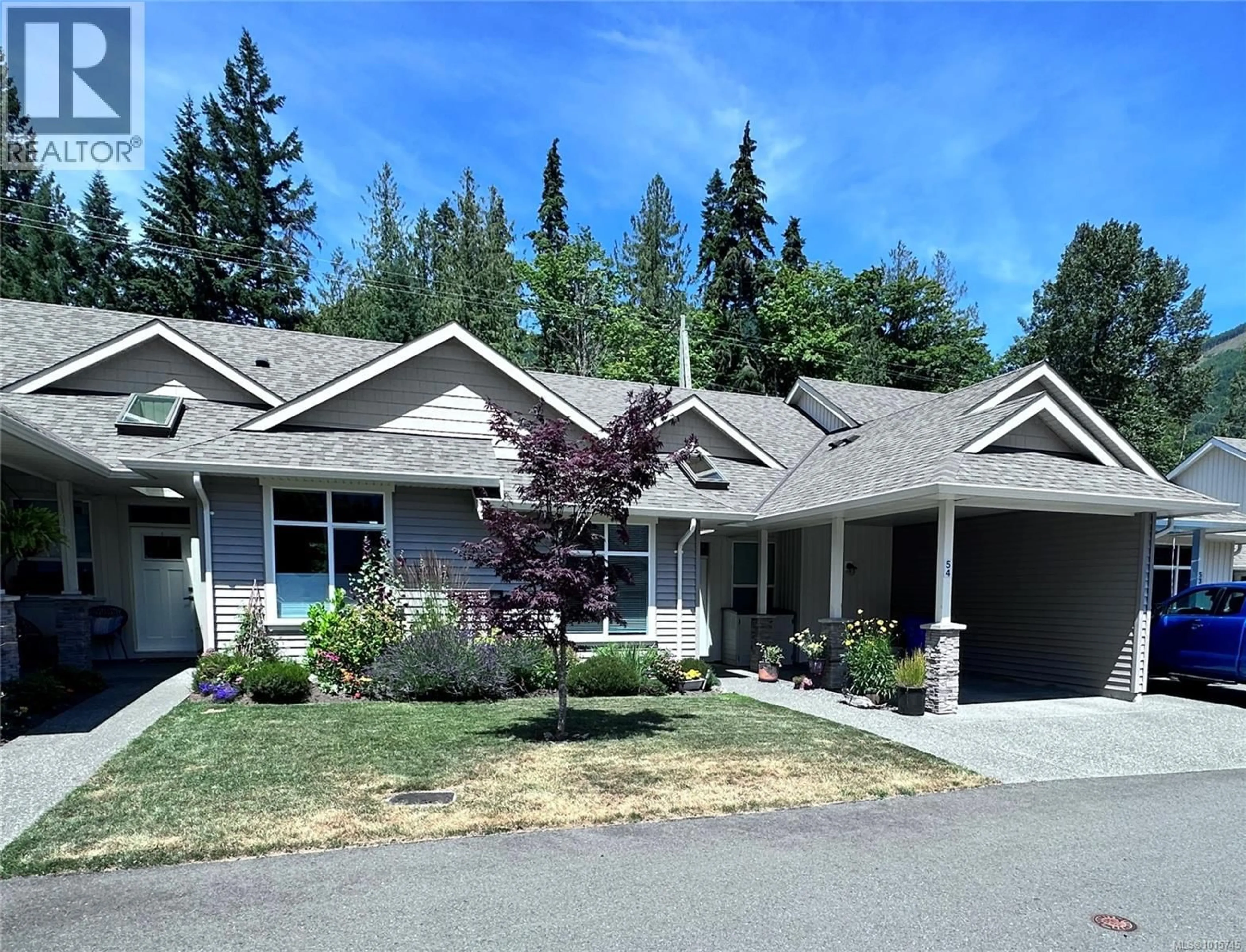 Home with vinyl exterior material, street for 54 - 300 GROSSKLEG WAY, Lake Cowichan British Columbia V0R2G1