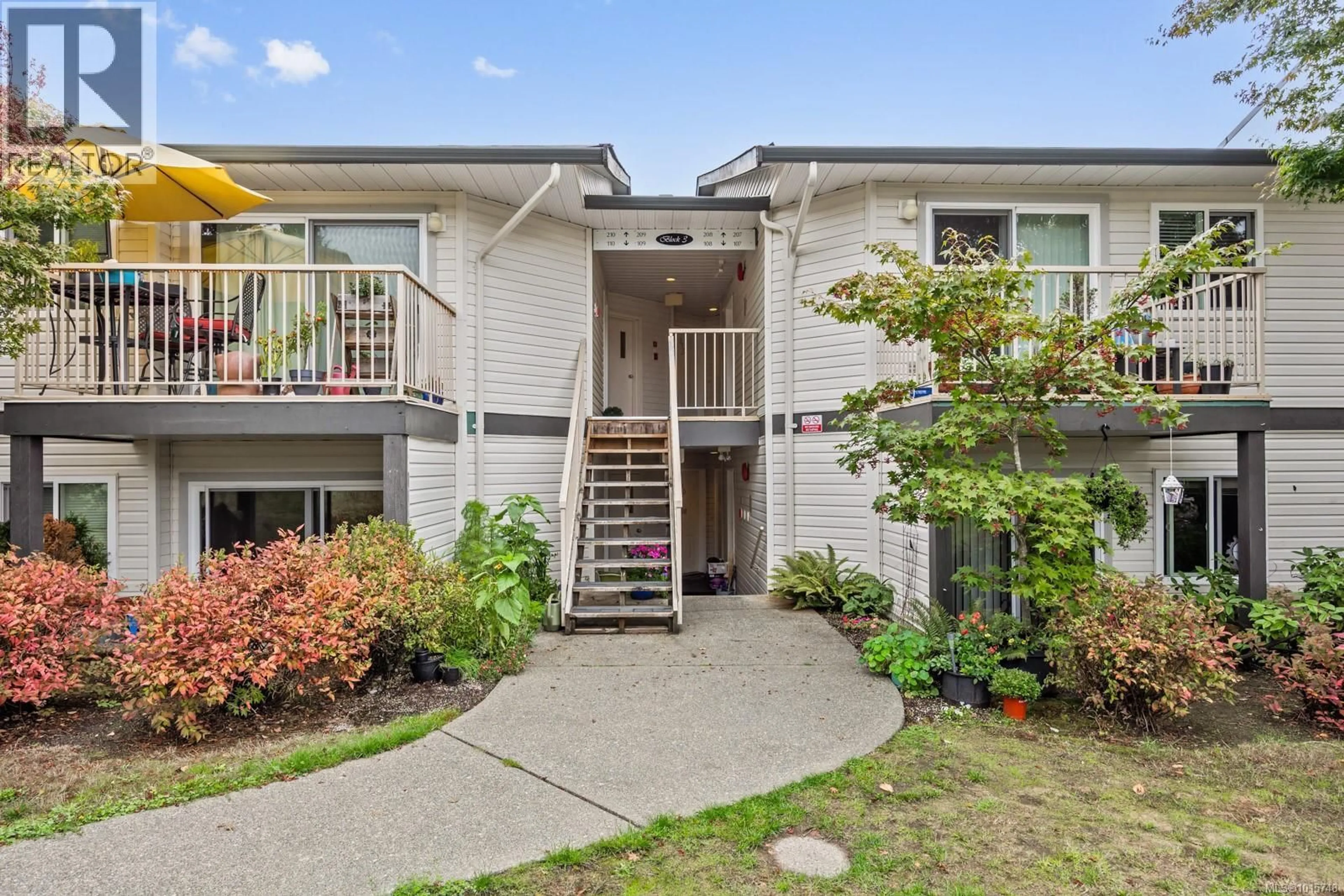 Patio, street for 108 - 143 BACK ROAD, Courtenay British Columbia V9N3W6