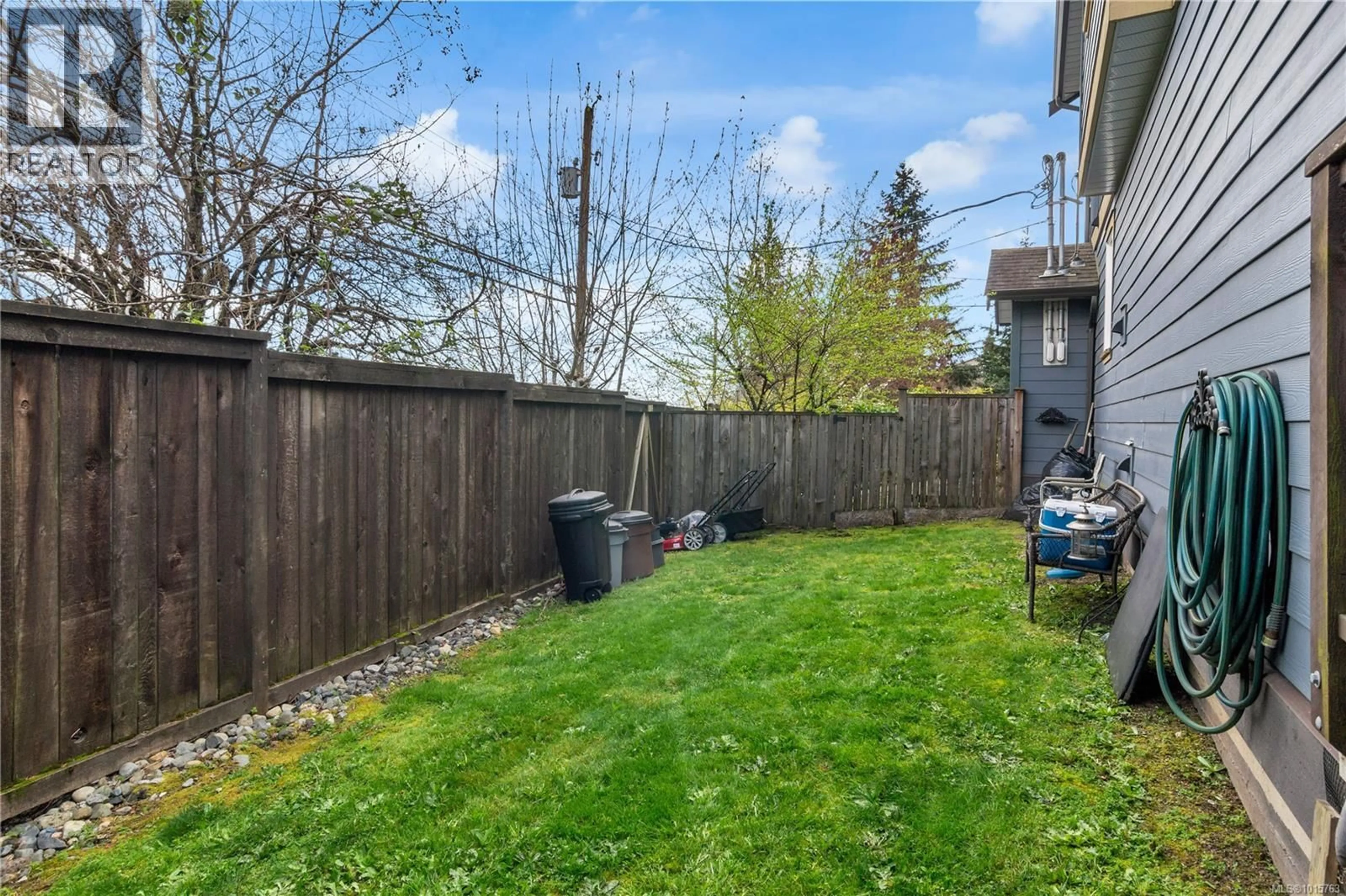 Patio, street for 4 - 1141 2ND AVENUE, Ladysmith British Columbia V9G1B8