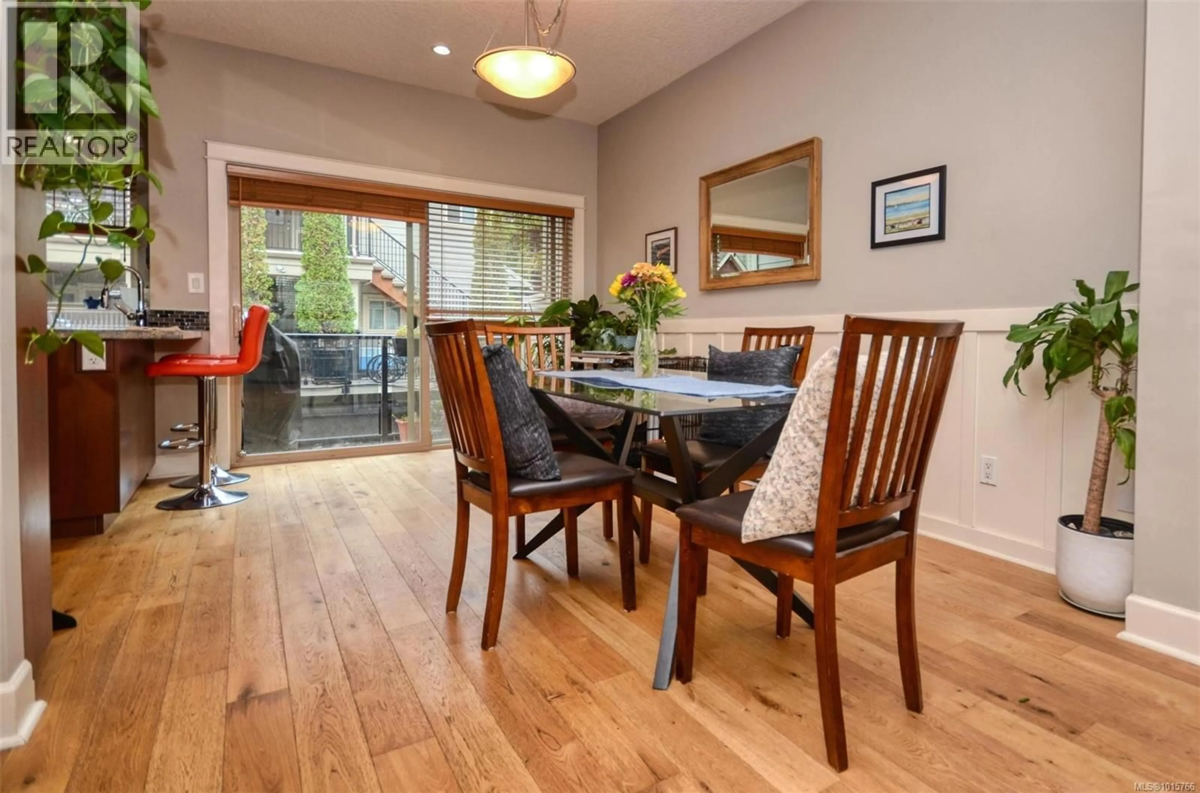 Dining room, wood/laminate floor for 115 - 785 STATION AVENUE, Langford British Columbia V9B0E6