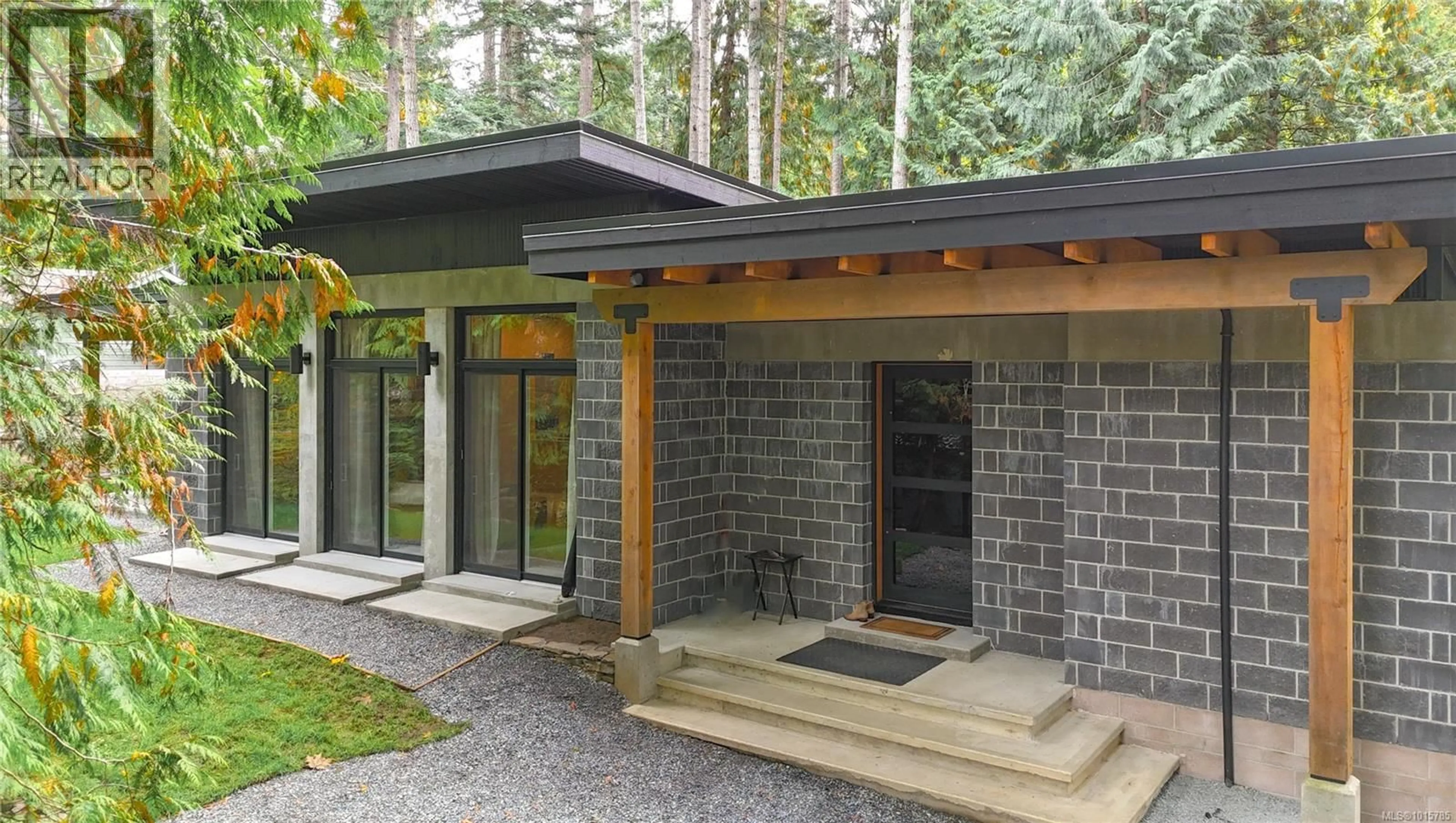 Unknown for 362 SPRUCE AVENUE, Gabriola Island British Columbia V0R1X1