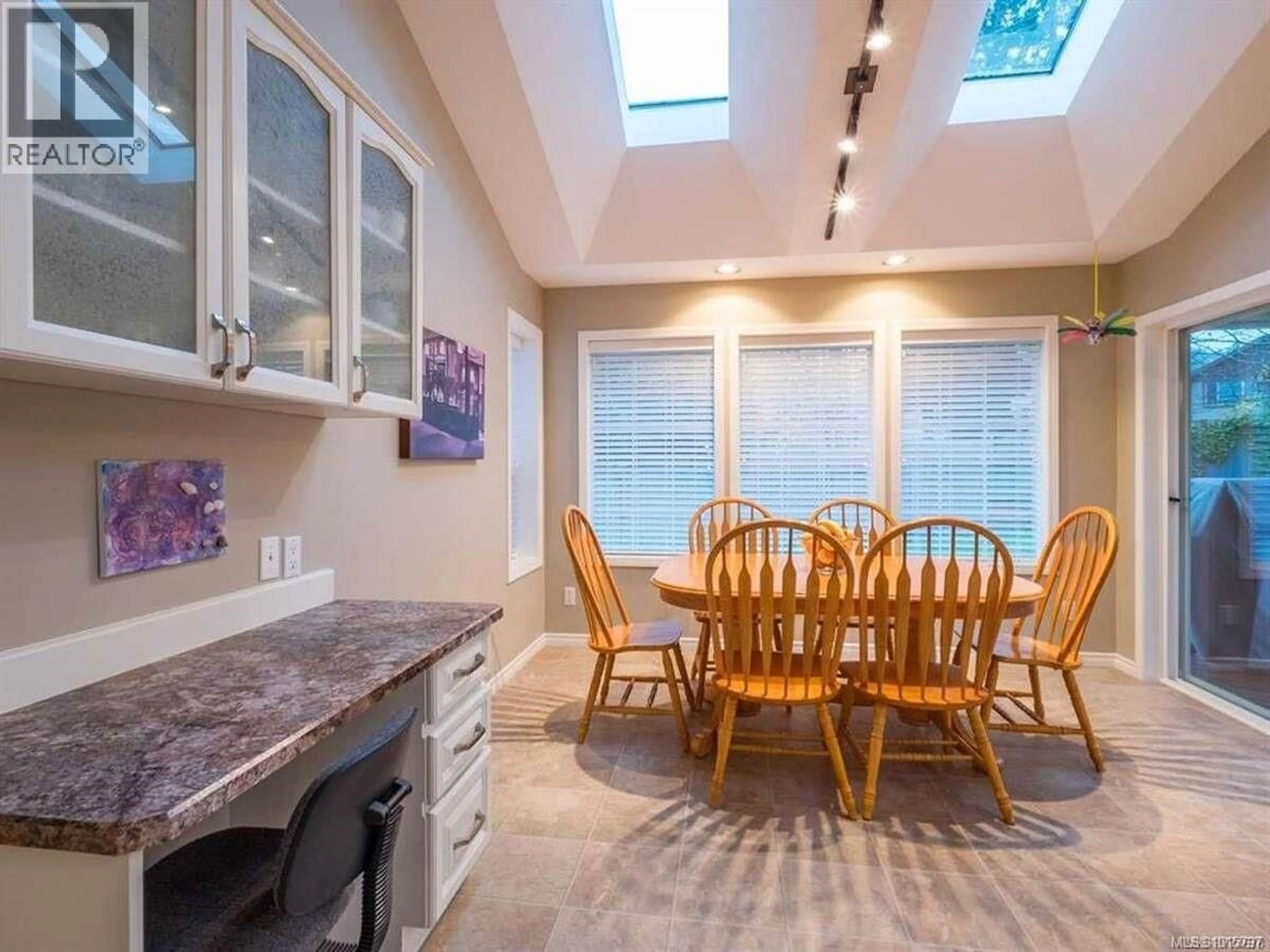Dining room, ceramic/tile floor for 5826 CUTTER PLACE, Nanaimo British Columbia V9V1L7
