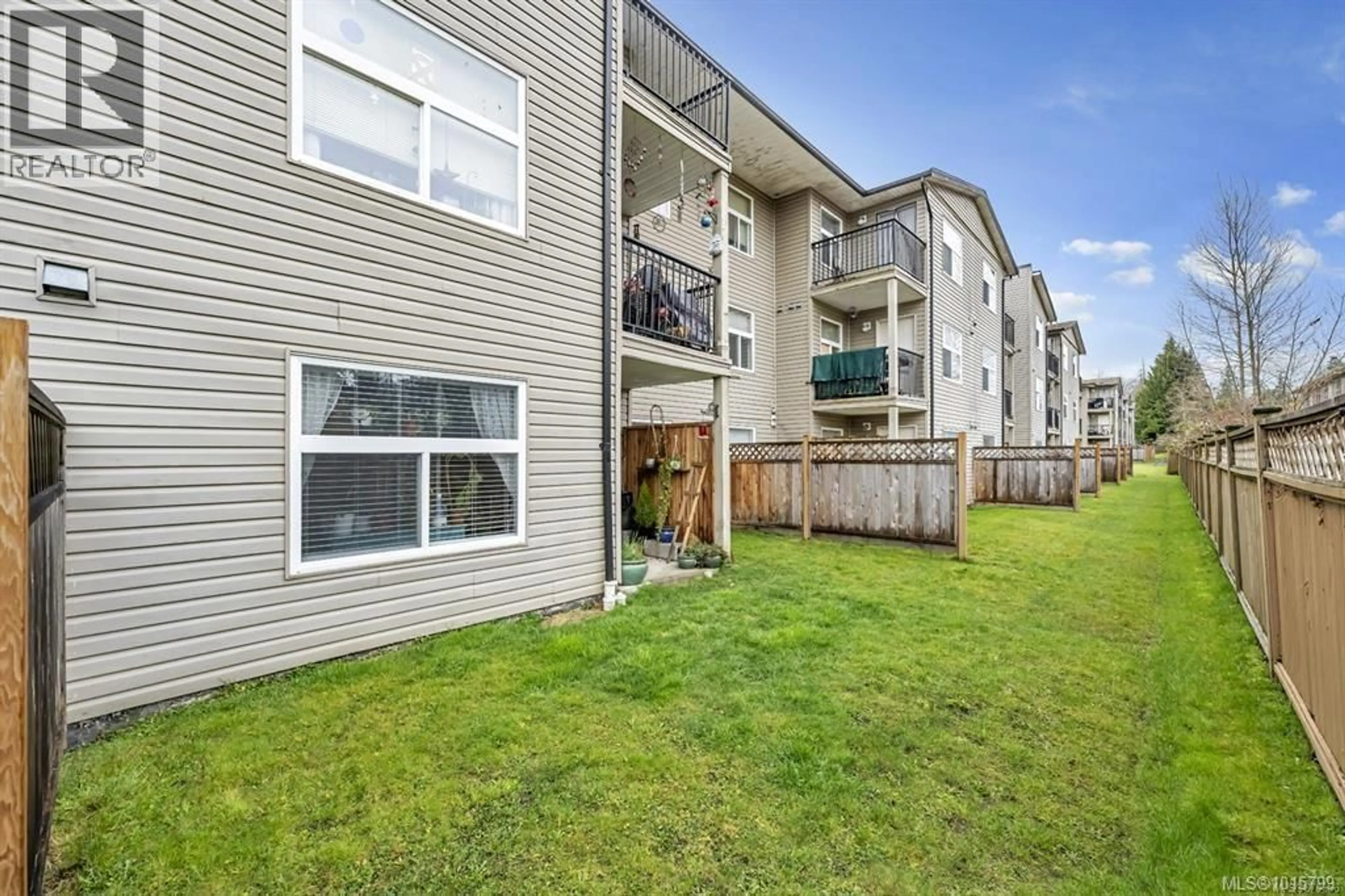 Patio, mountain view for 110 - 3215 COWICHAN LAKE ROAD, Duncan British Columbia V9L5G5