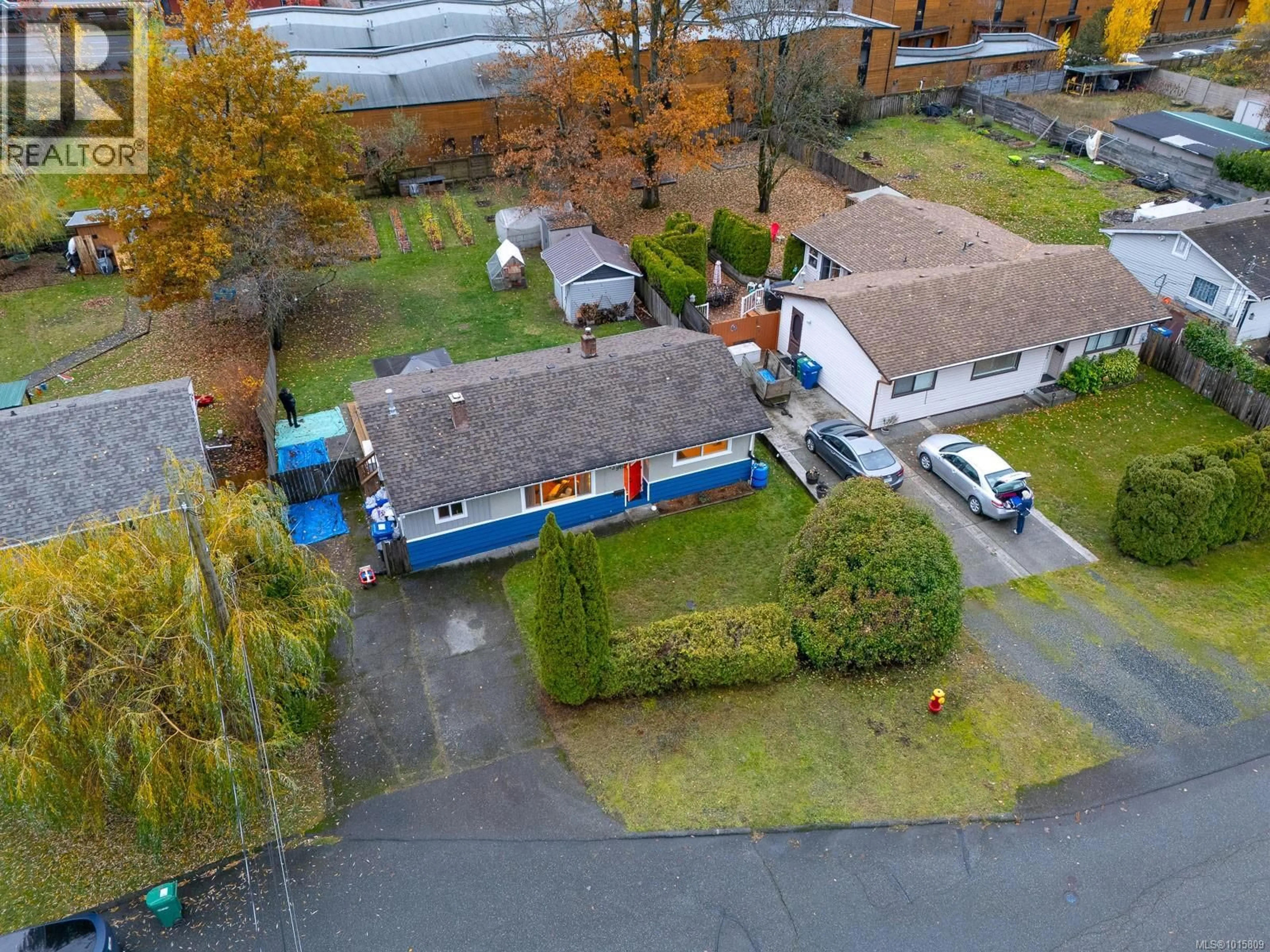 A pic from outside/outdoor area/front of a property/back of a property/a pic from drone, street for 1439 WHITE STREET, Nanaimo British Columbia V9S1J1