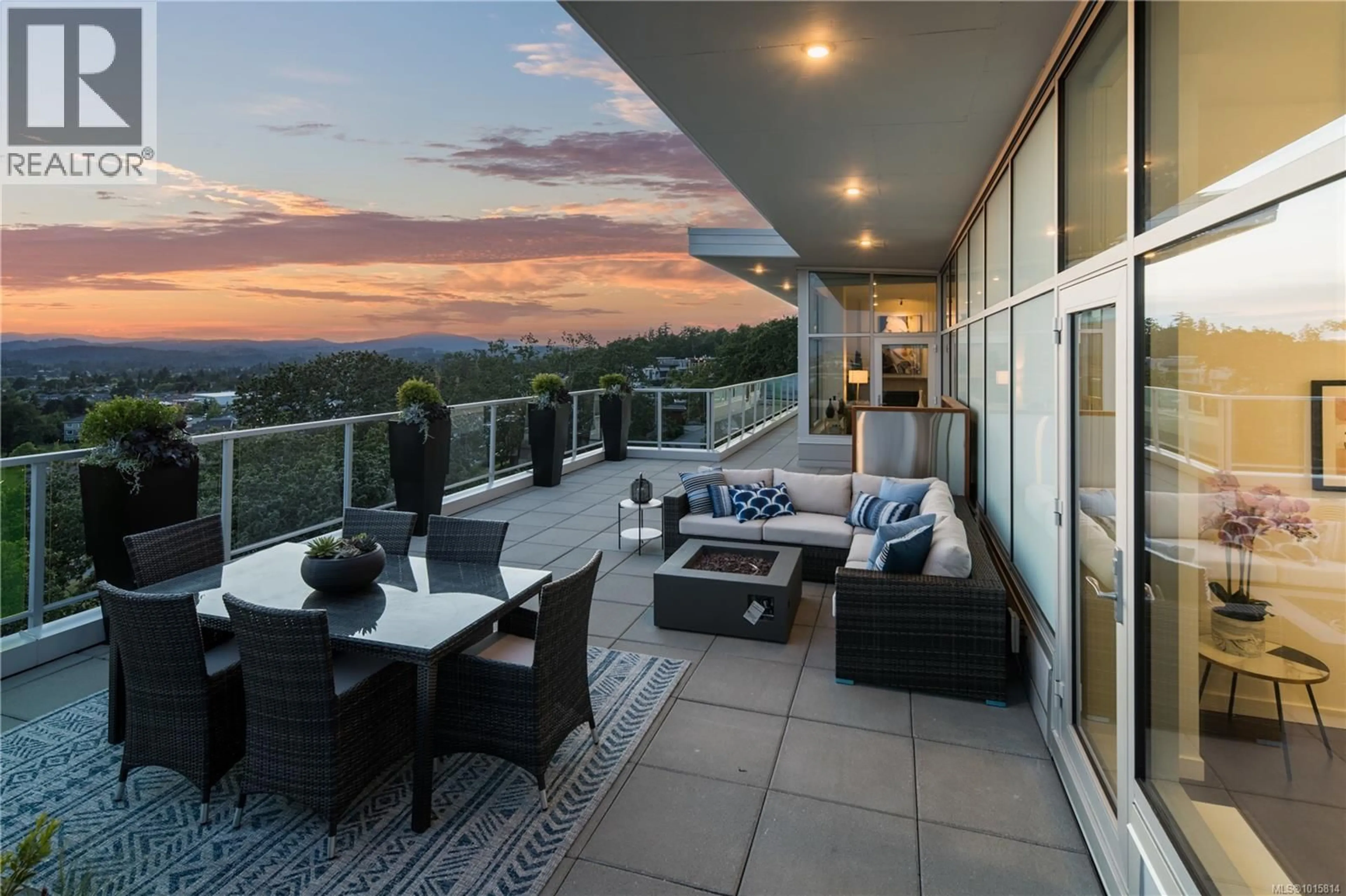 Patio, mountain view for PH902 - 4009 RAINBOW HILL LANE, Saanich British Columbia V8X0B3