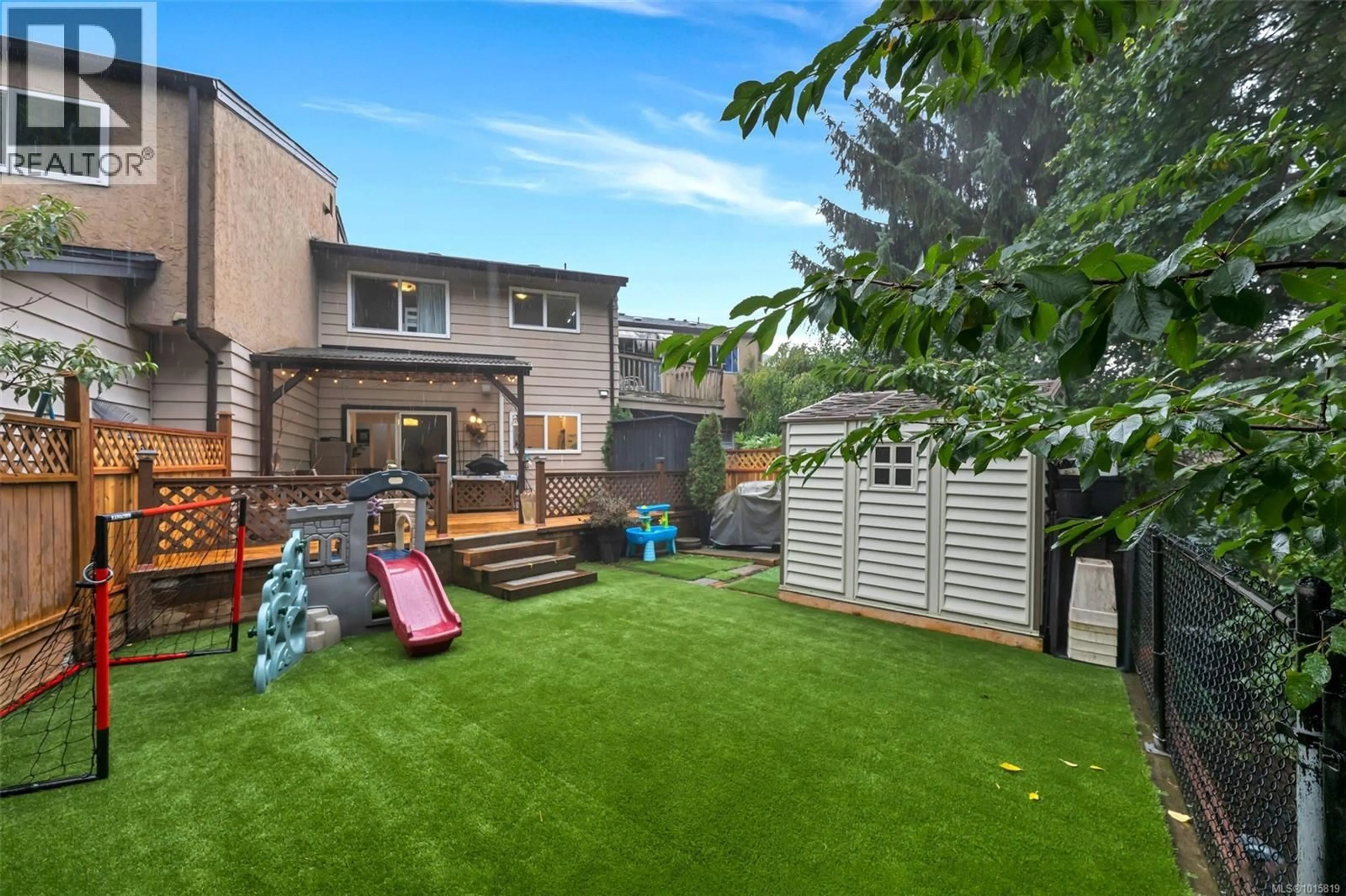 Patio, street for 113 - 2860 SOOKE LAKE ROAD, Langford British Columbia V9B4R3