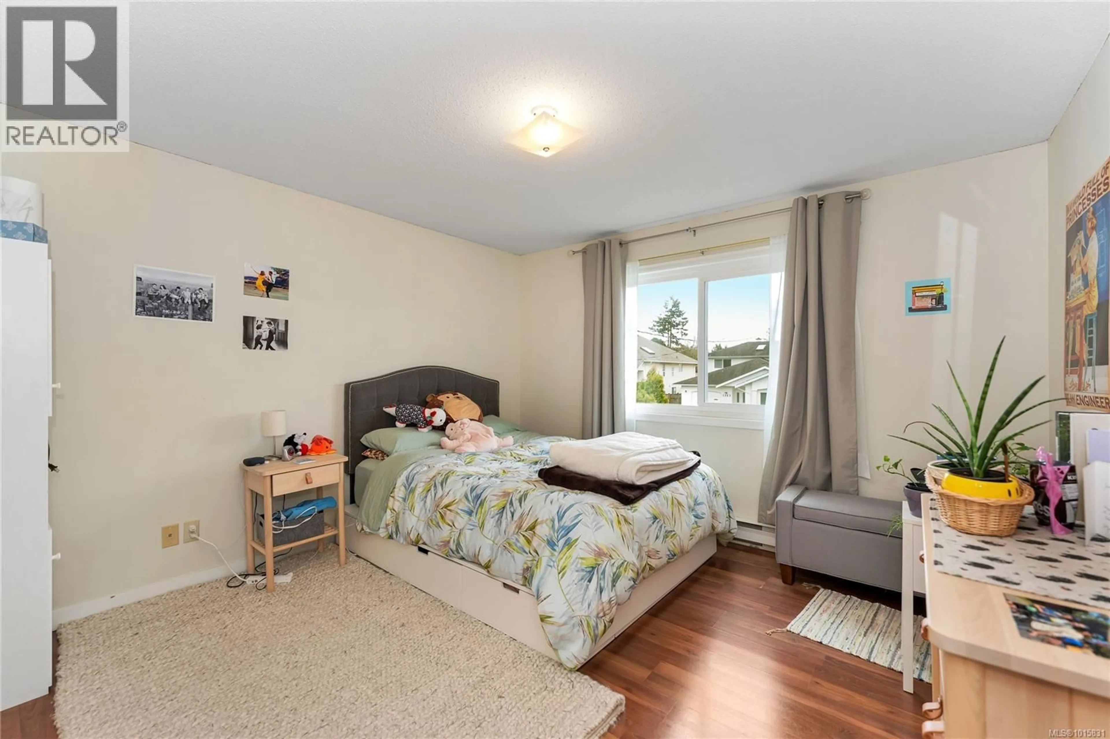 A pic of a room for 1560 PRAIRIE STREET, Saanich British Columbia V8N2L3