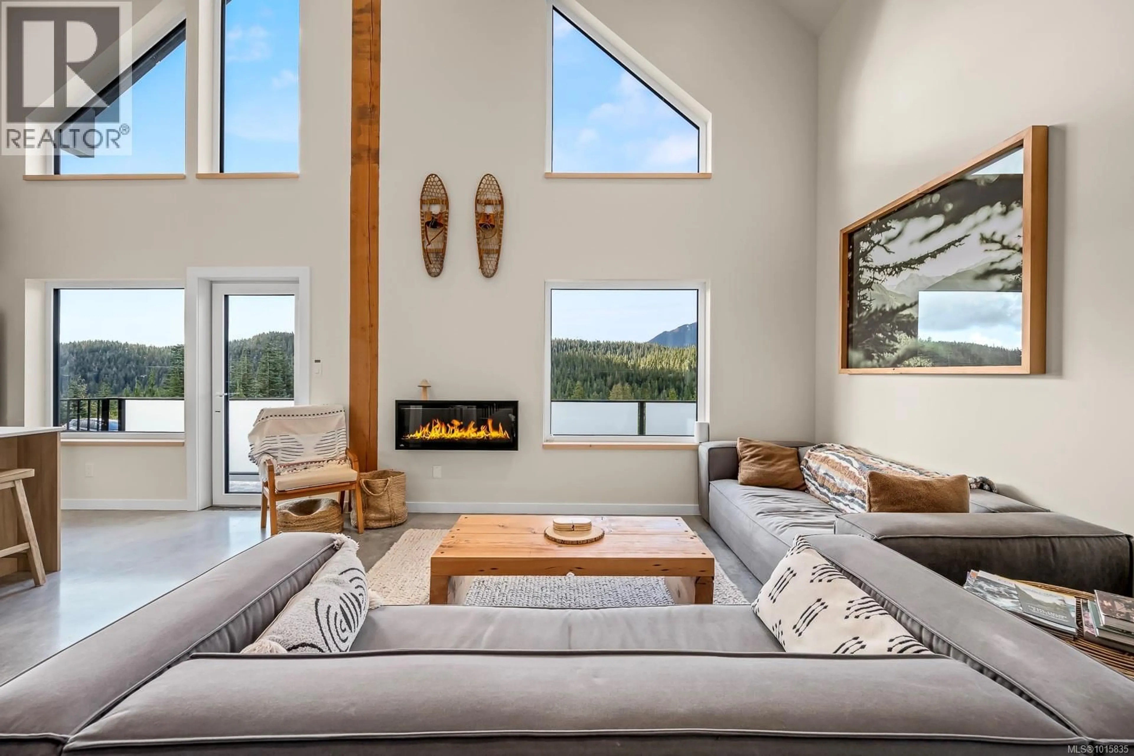 Living room with furniture, unknown for 860 CRUIKSHANK RIDGE, Courtenay British Columbia V9J1L0