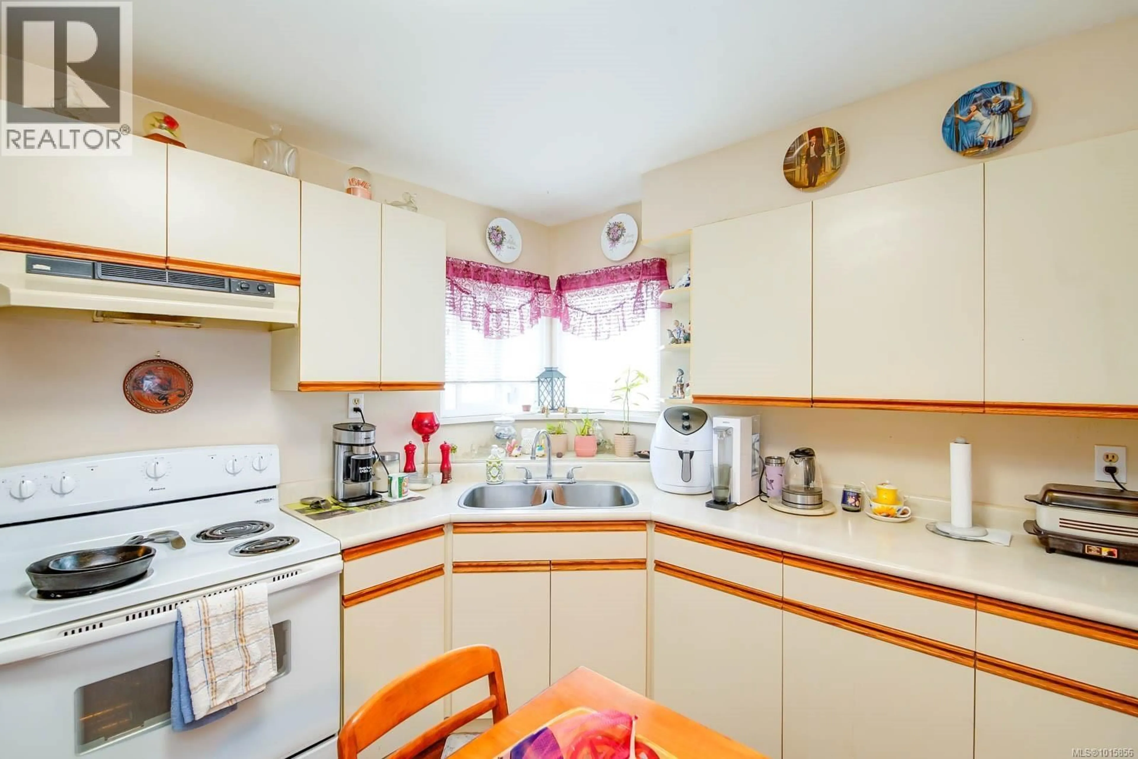 Standard kitchen, unknown for 3582 11TH AVENUE, Port Alberni British Columbia V9Y4Y7