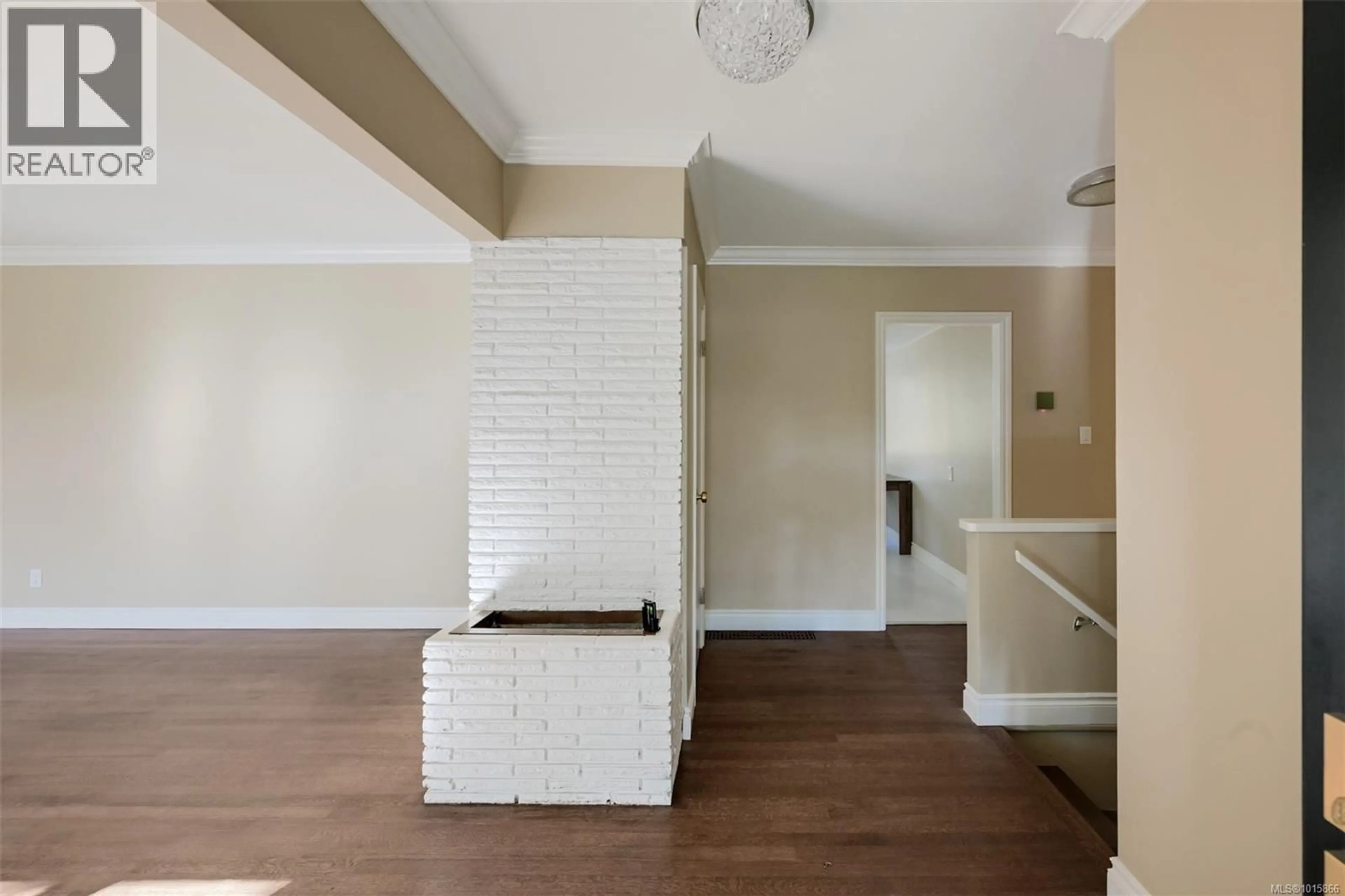 Unknown for 3160 MIDLAND ROAD, Oak Bay British Columbia V8R6E9