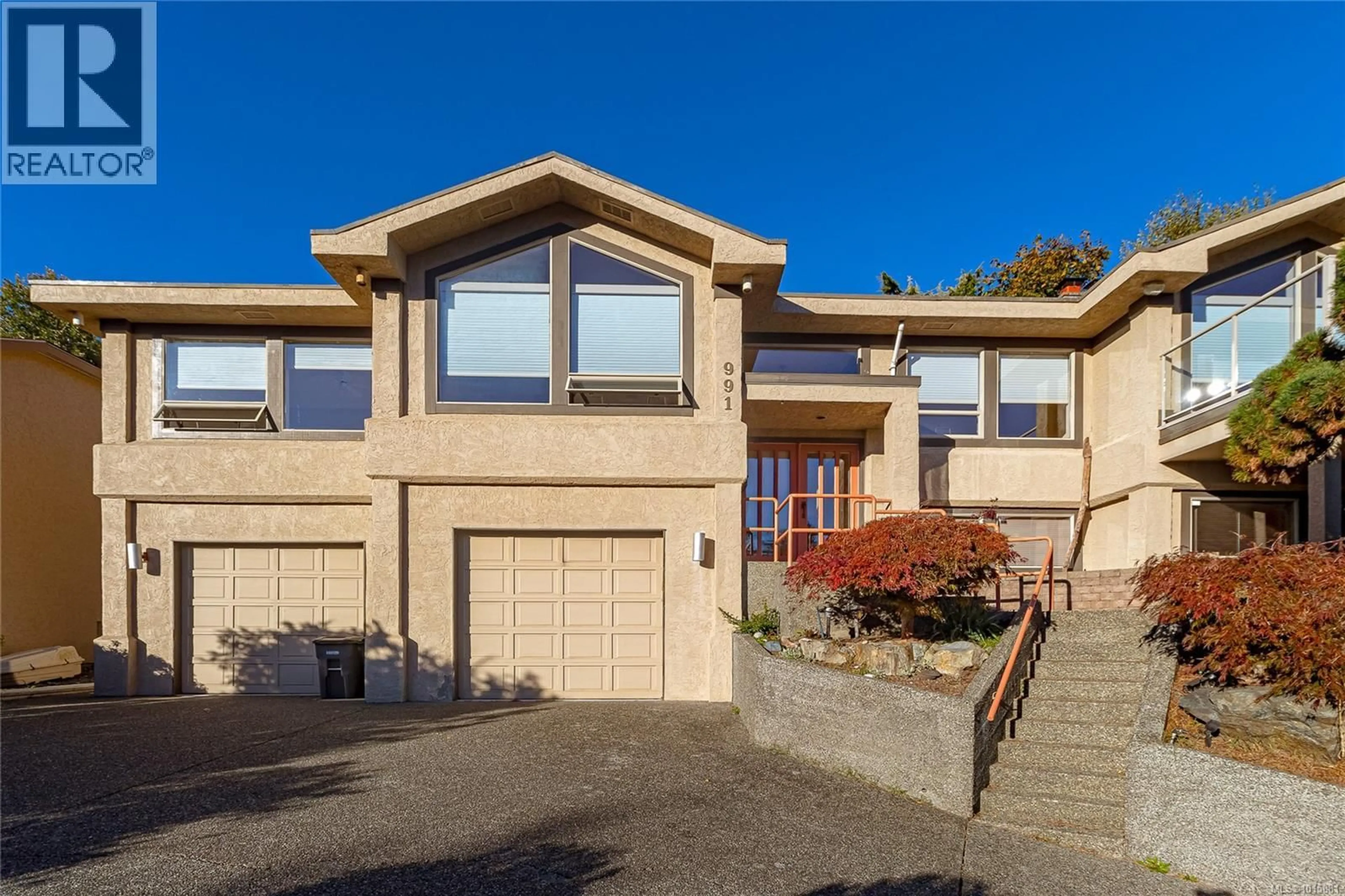Home with brick exterior material, street for 991 SEAPEARL PLACE, Saanich British Columbia V8Y2X4