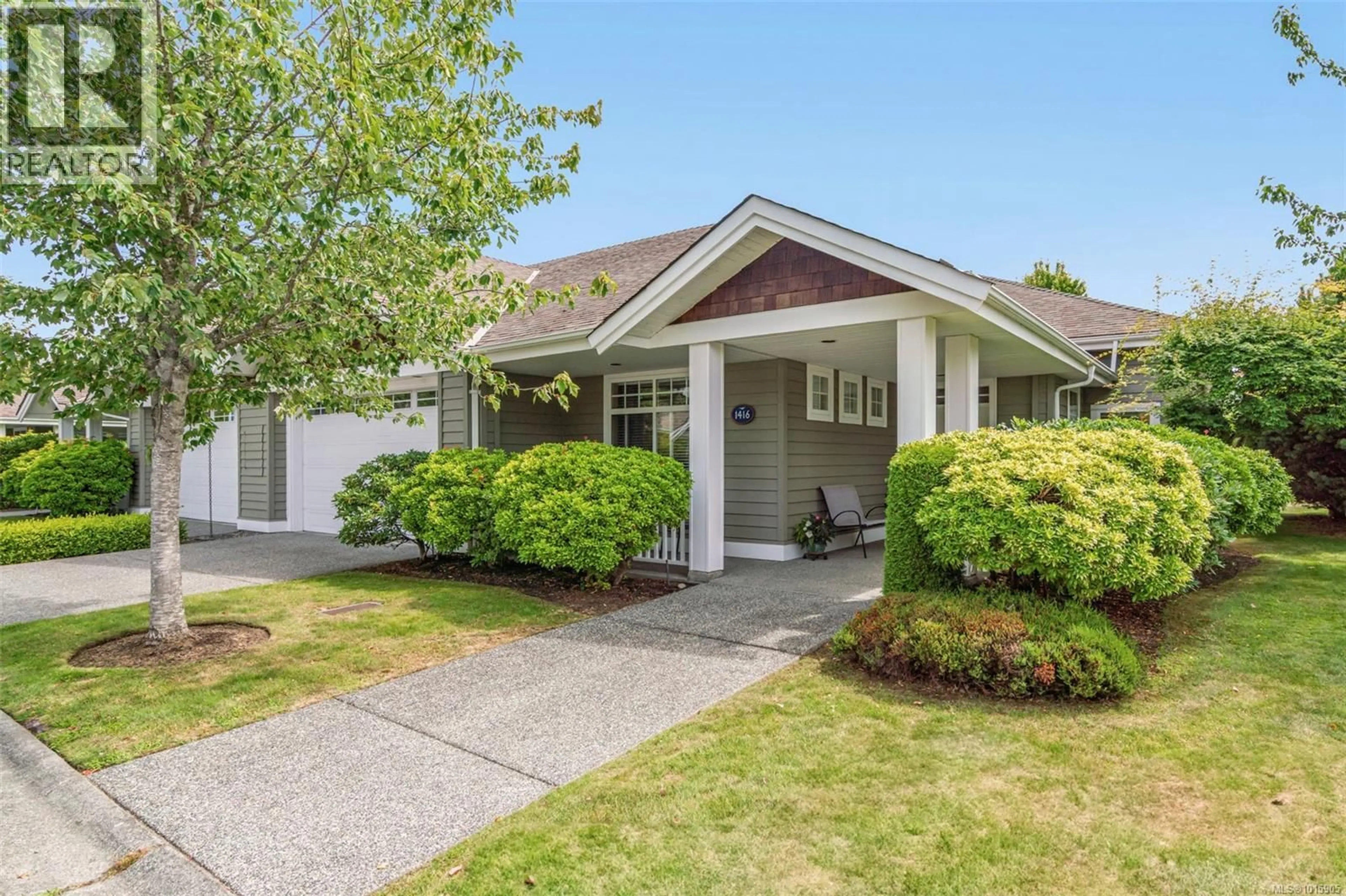 Home with vinyl exterior material, street for 1416 SATURNA DRIVE, Parksville British Columbia V9P2Y1
