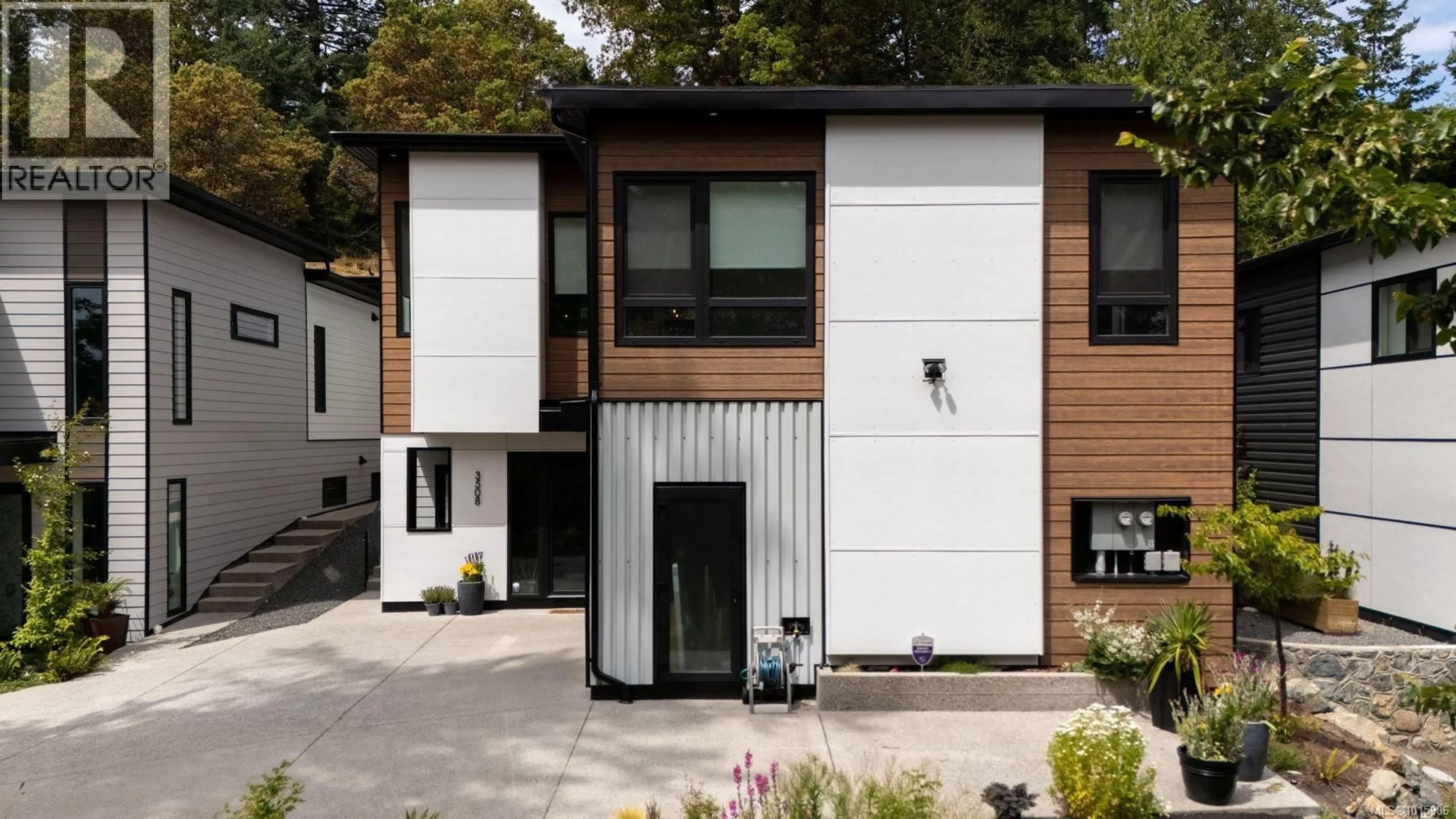 Home with vinyl exterior material, street for 3508 WISHART ROAD, Colwood British Columbia V9C3B1