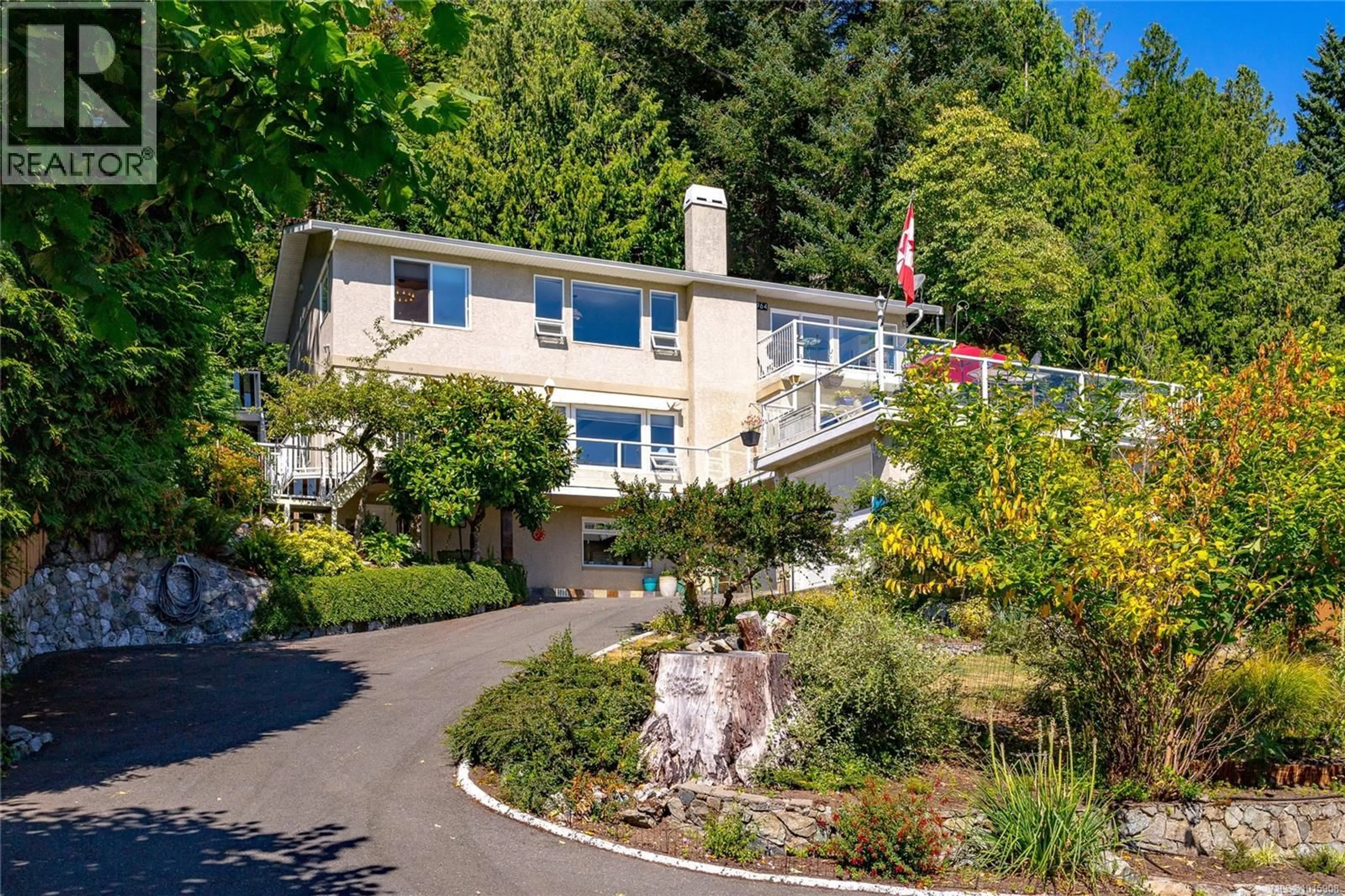 A pic from outside/outdoor area/front of a property/back of a property/a pic from drone, unknown for 4964 LOCHSIDE DRIVE, Saanich British Columbia V8Y2E4