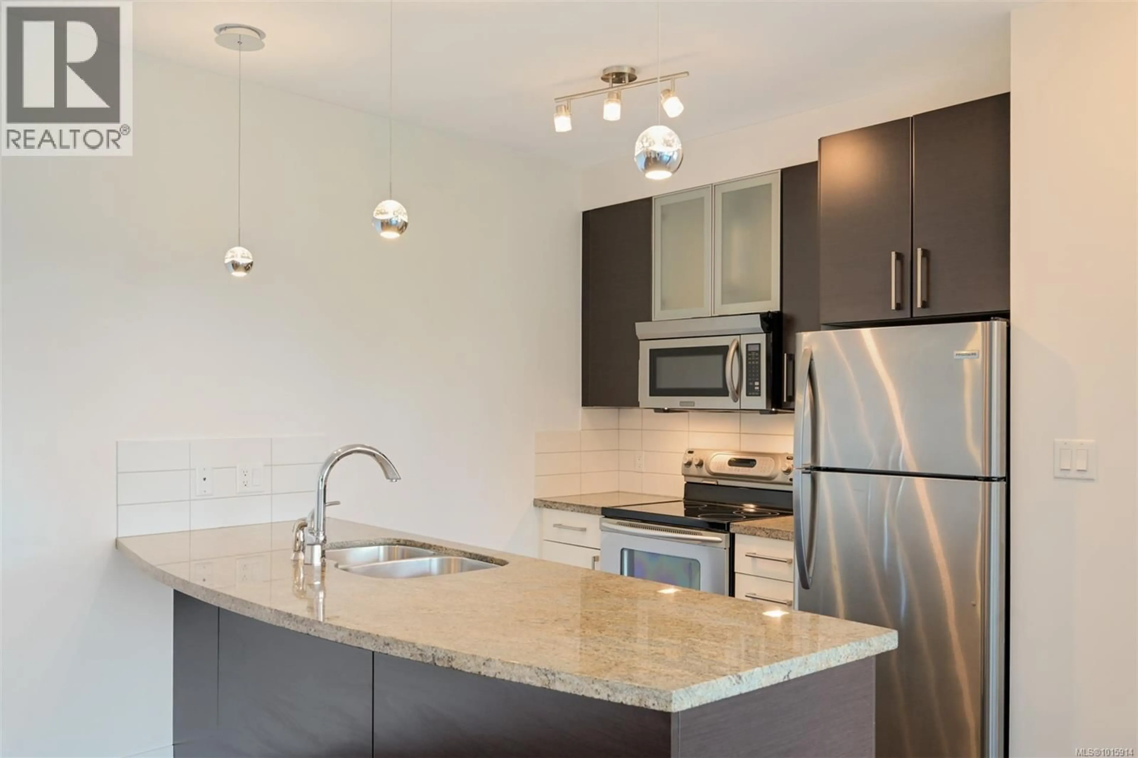 Open concept kitchen, unknown for 418 - 2745 VETERANS MEMORIAL PARKWAY, Langford British Columbia V9B0H4