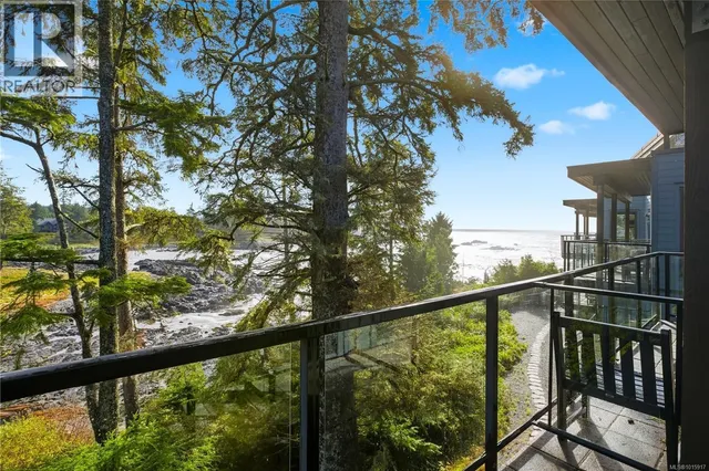 302 - 596 MARINE DRIVE, Ucluelet