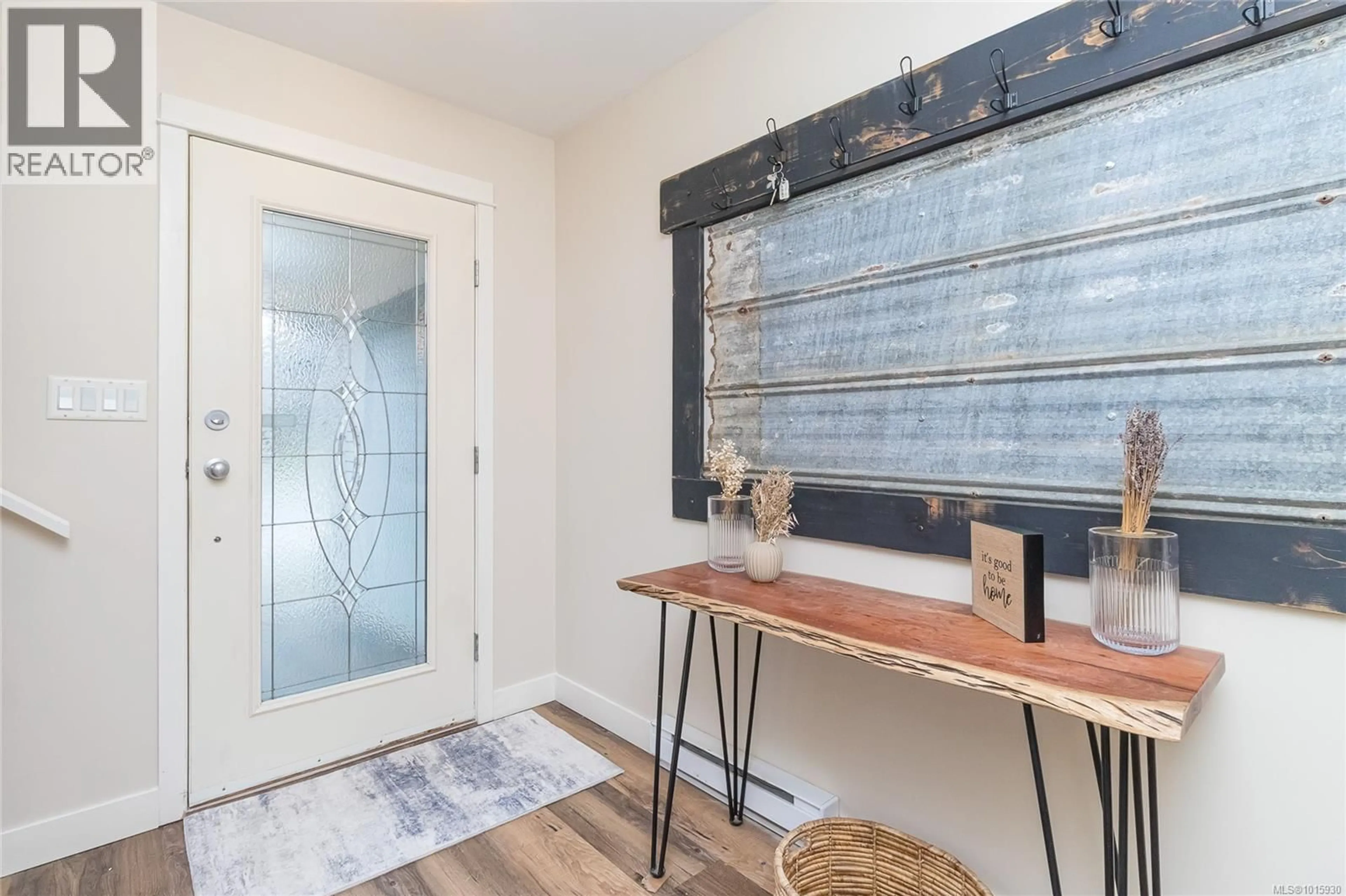 Indoor entryway for 5996 ROCKRIDGE ROAD, Duncan British Columbia V9L6X3