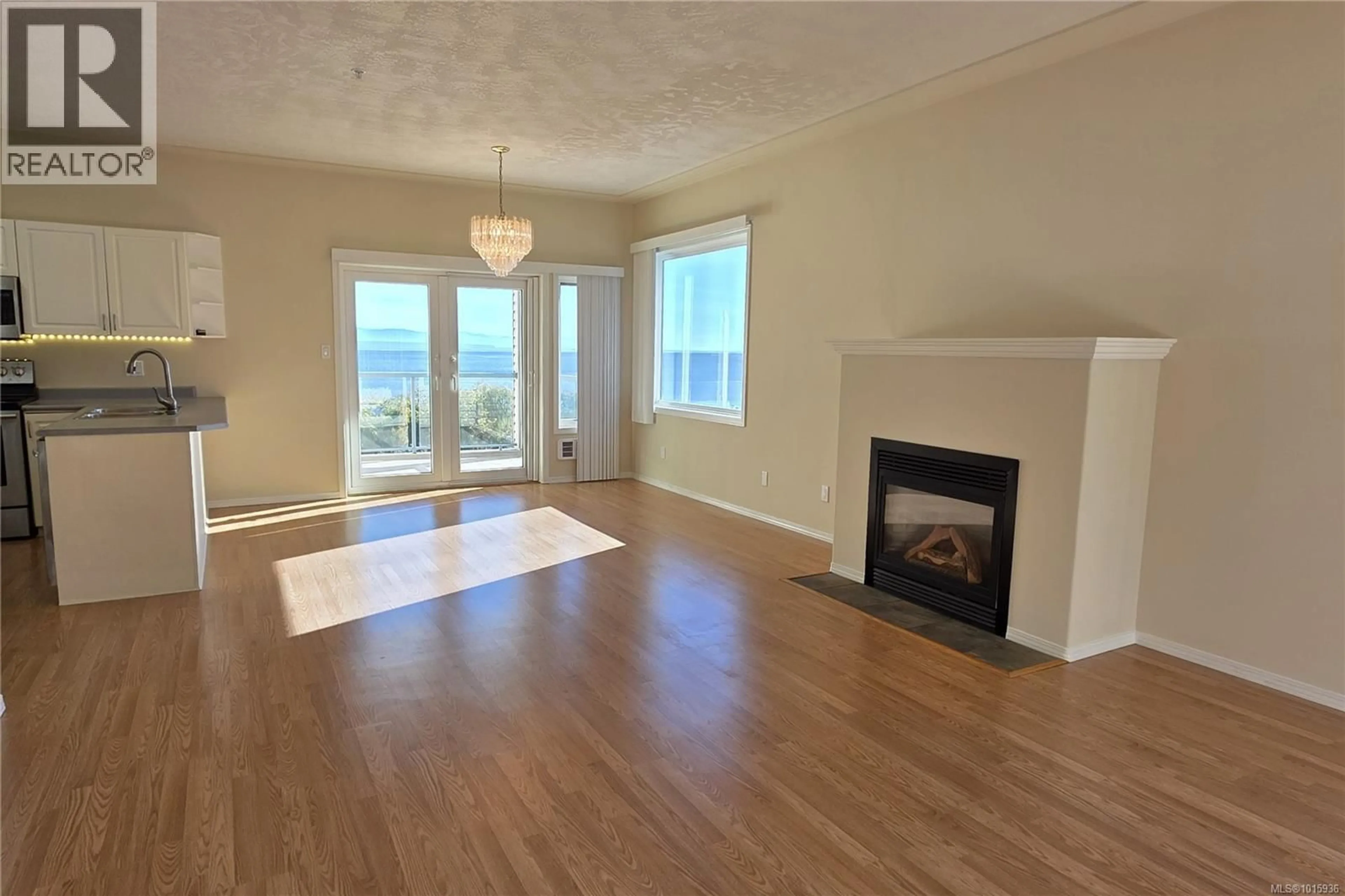 A pic of a room for 301 - 1350 ISLAND HIGHWAY SOUTH, Campbell River British Columbia V9N2N5
