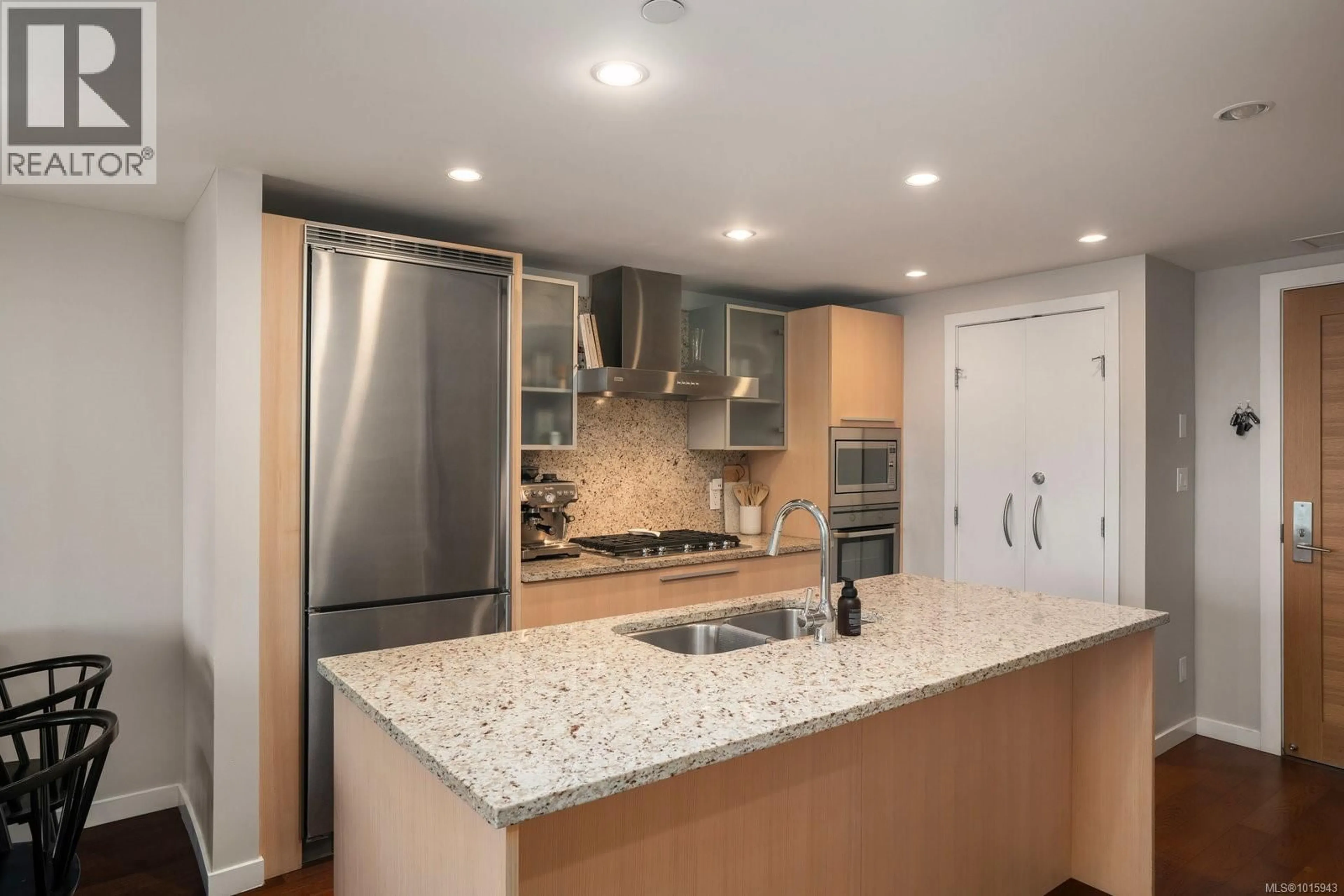 Unknown for 1503 - 707 COURTNEY STREET, Victoria British Columbia V9W0A9