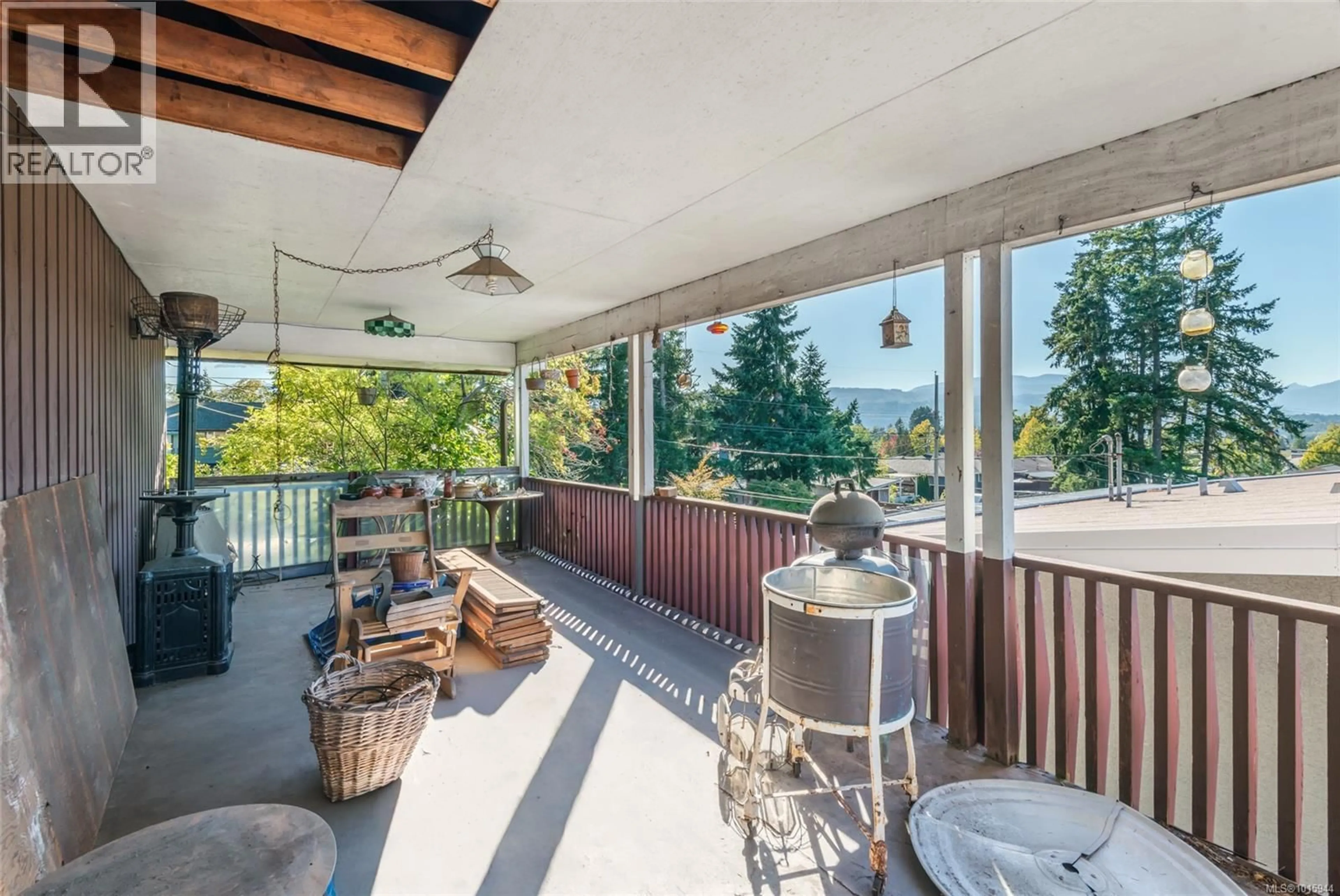 Patio, water/lake/river/ocean view for 3868 GLENSIDE ROAD, Port Alberni British Columbia V9Y5X7