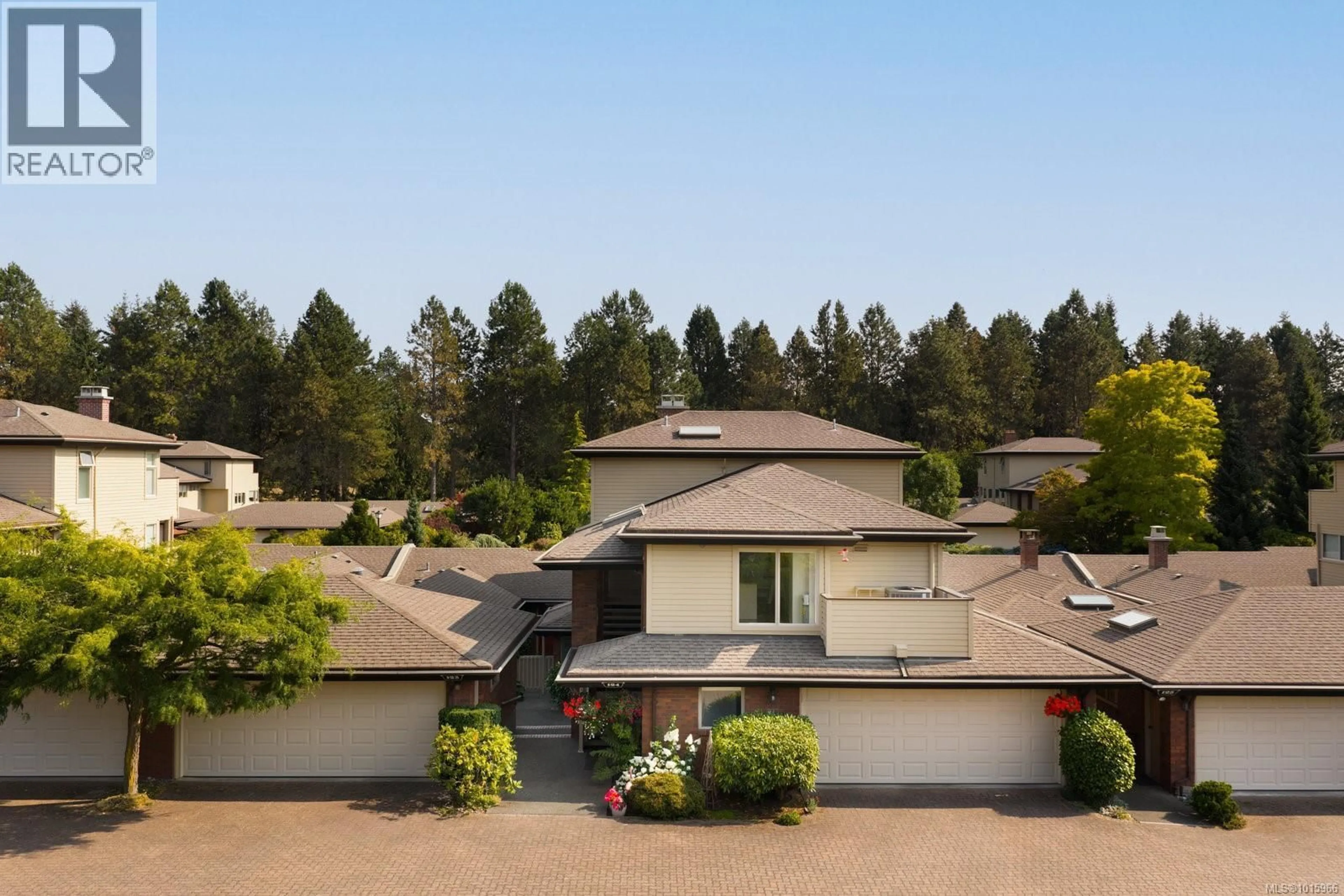 A pic from outside/outdoor area/front of a property/back of a property/a pic from drone, mountain view for 124 - 2345 CEDAR HILL CROSS ROAD, Oak Bay British Columbia V8P5M8