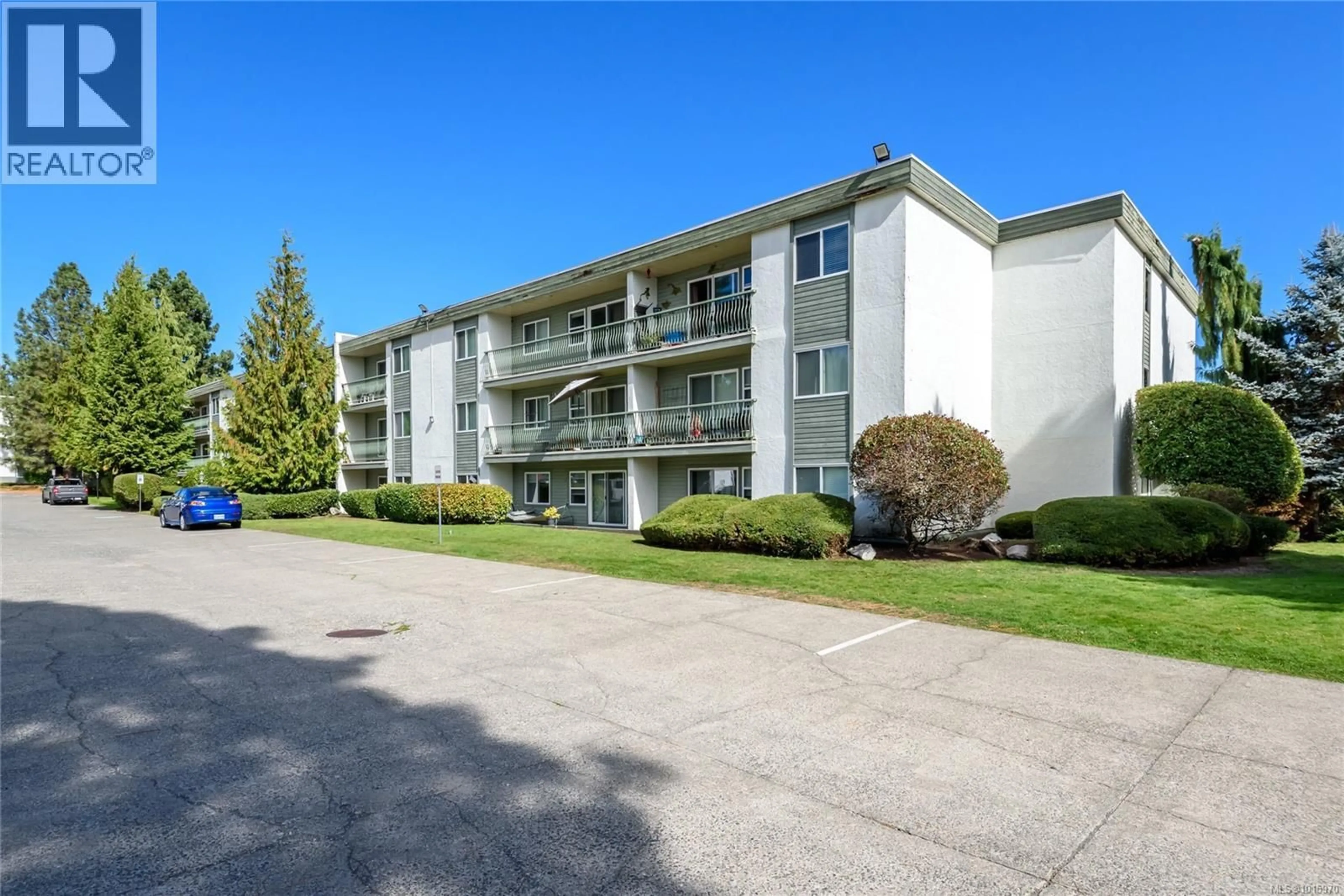 Patio, water/lake/river/ocean view for 307A - 178 BACK ROAD, Courtenay British Columbia V9N3W6