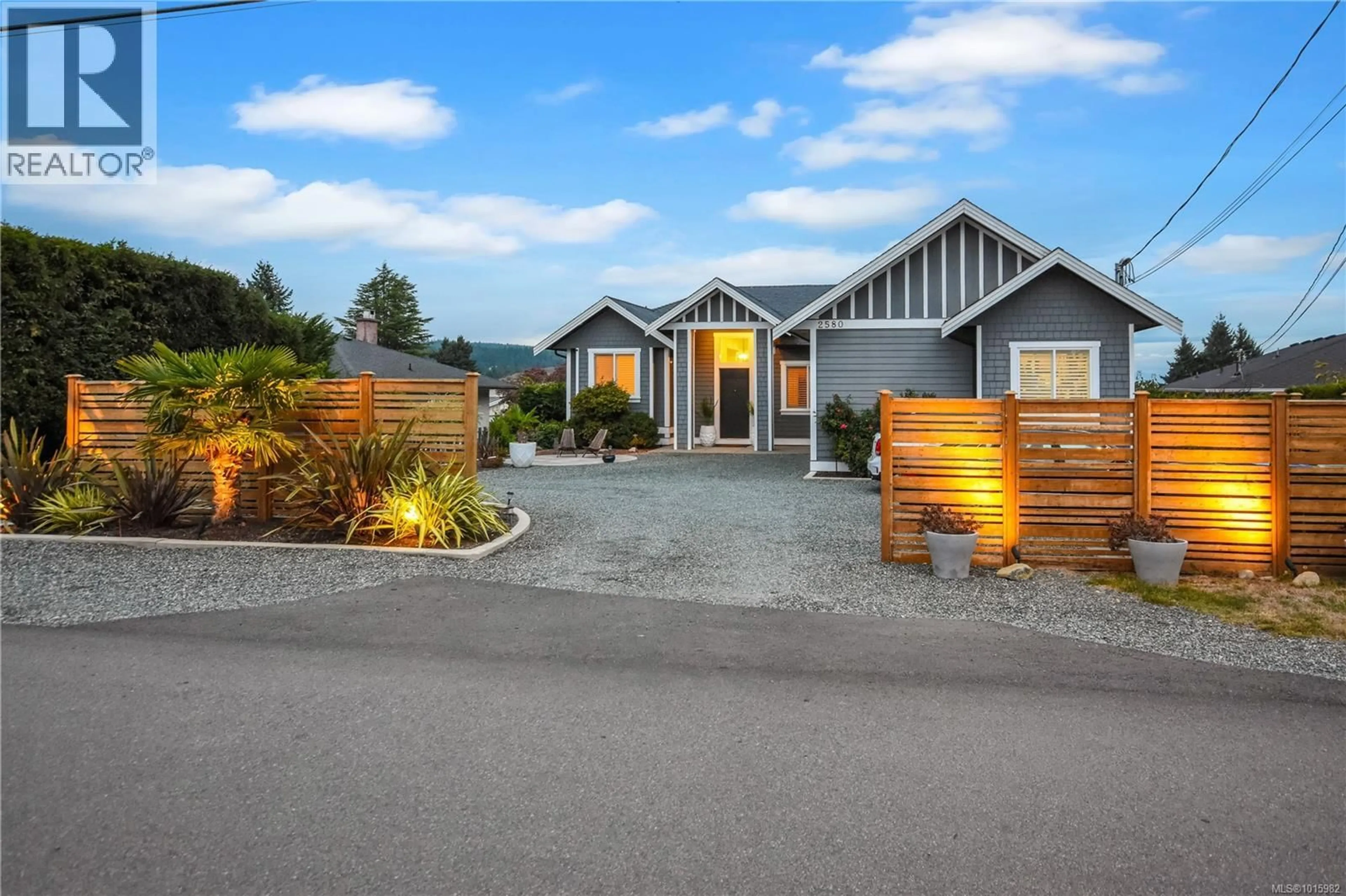 Home with vinyl exterior material, street for 2580 HOLYROOD DRIVE, Nanaimo British Columbia V9S4K9